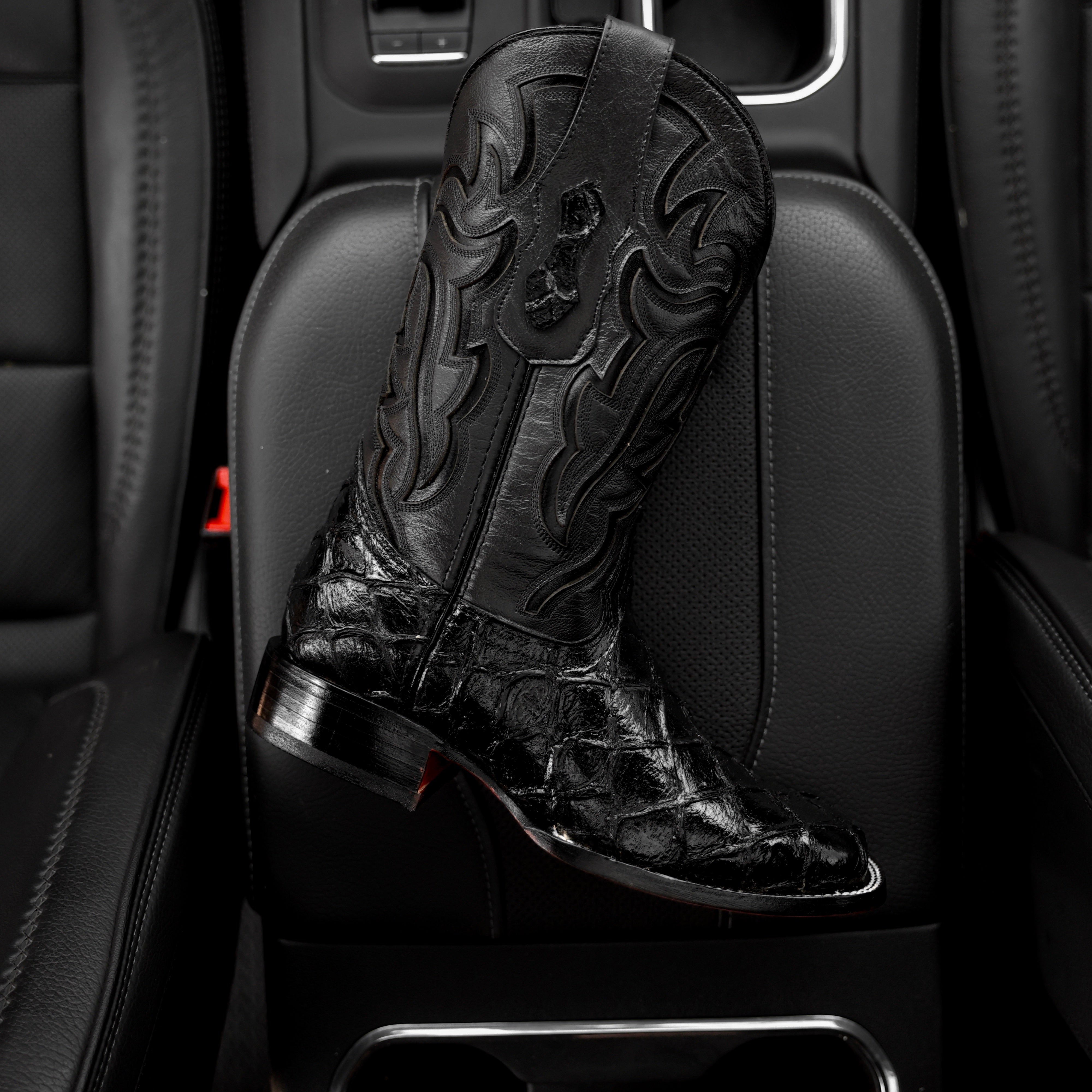 Total Black Pirarucu Leather Boots - Square Toe