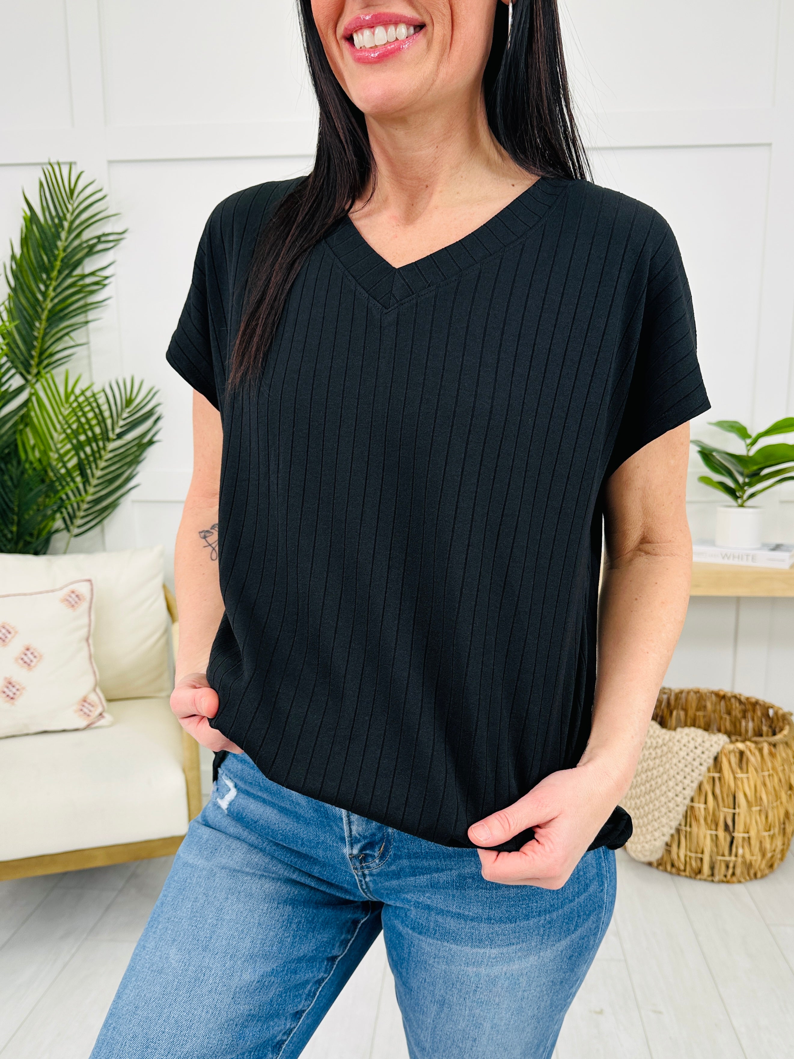 Stay Effortless Top- Multiple Colors!