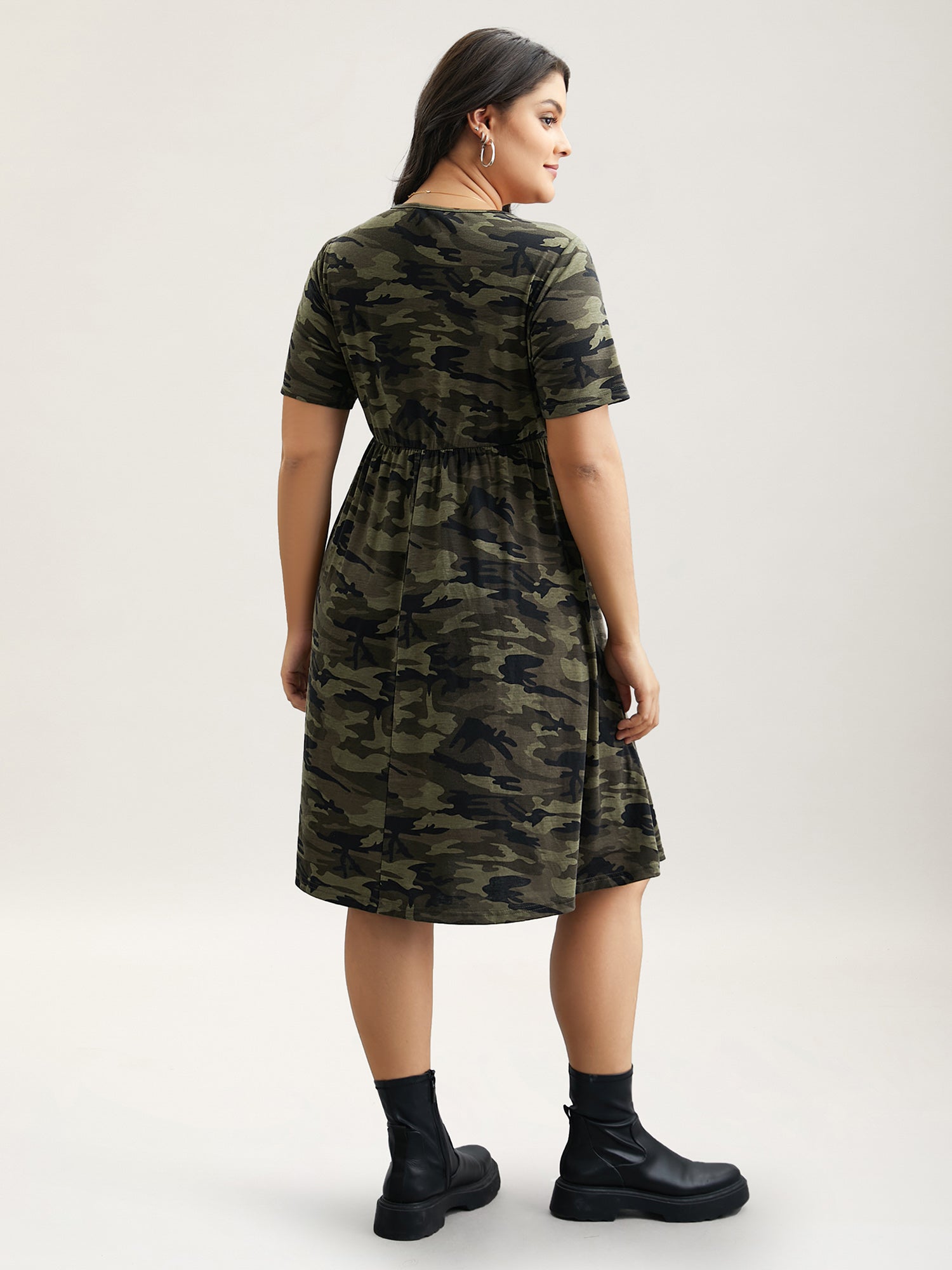 Camouflage Print Round Neck Pockets Midi Dress