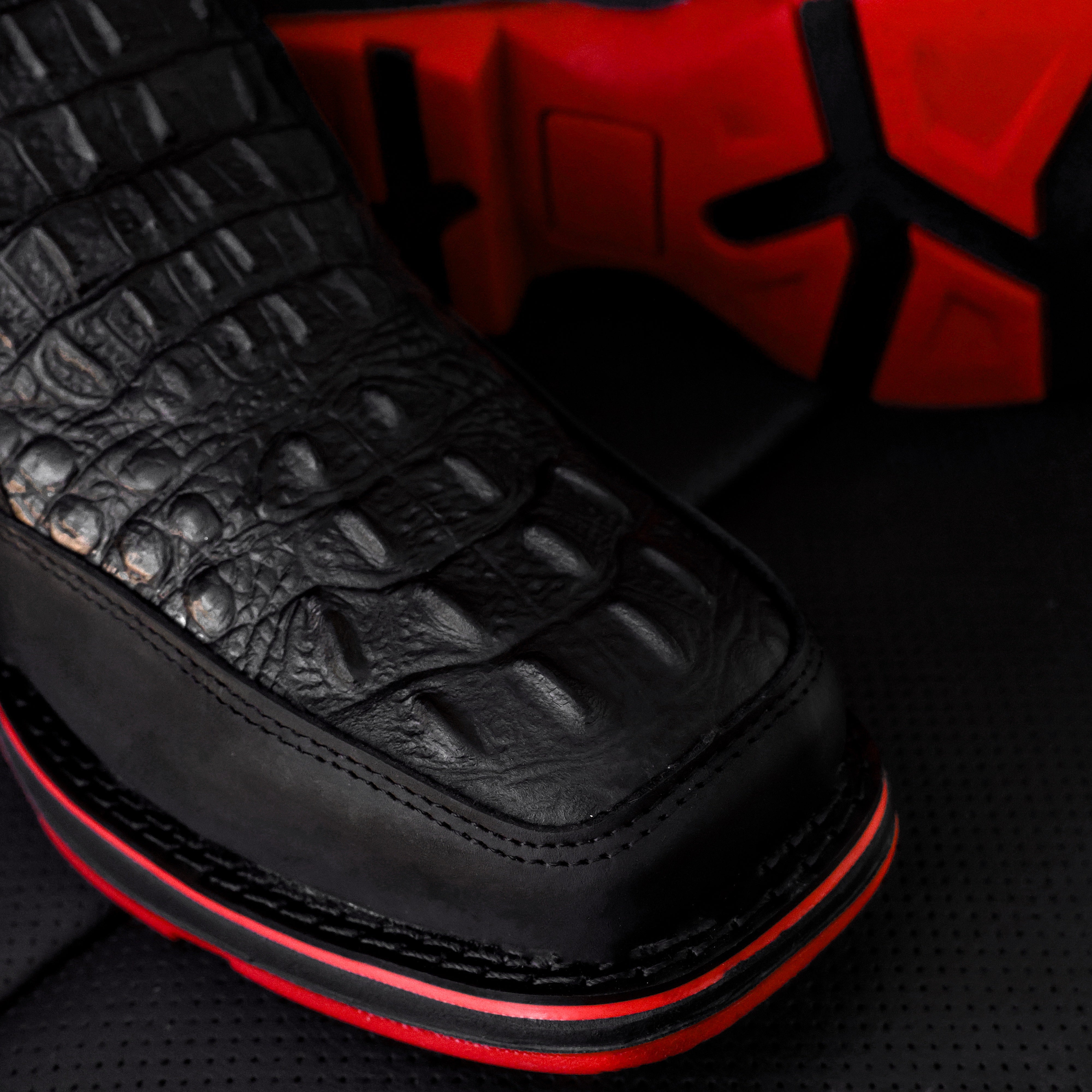 Black Caiman Neck Leather Botin With 3D Lightweight Soles - Square Toe