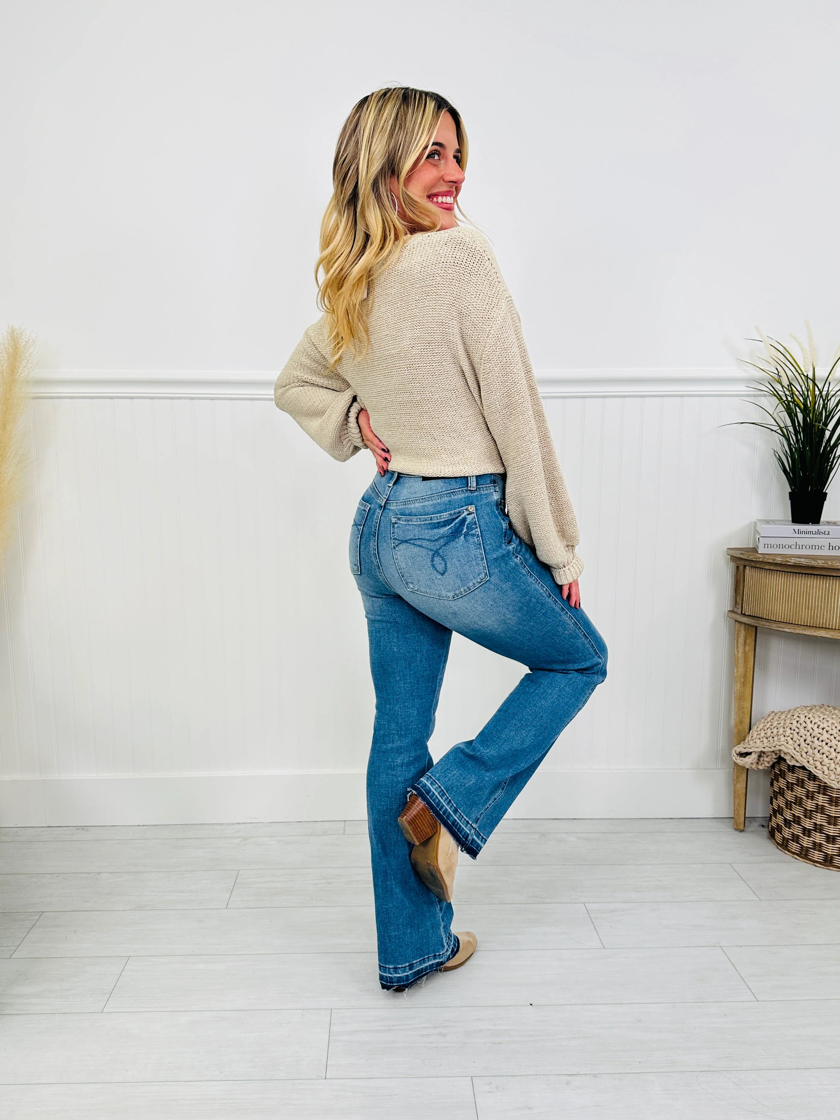 Judy Blue Shift In Seasons Tummy Control Slim Bootcut Jeans