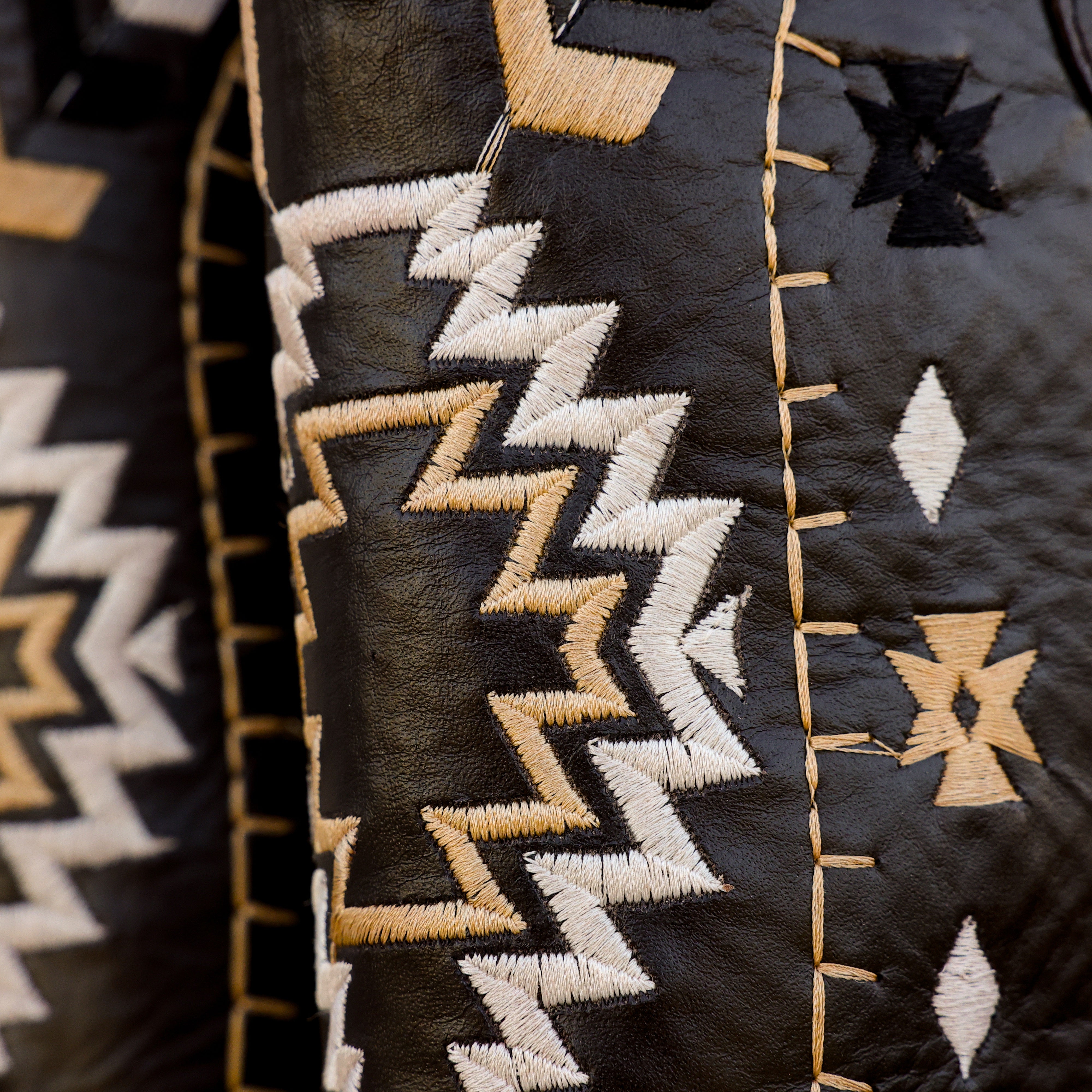 Orix Caiman Neck Leather Boots - Square Toe