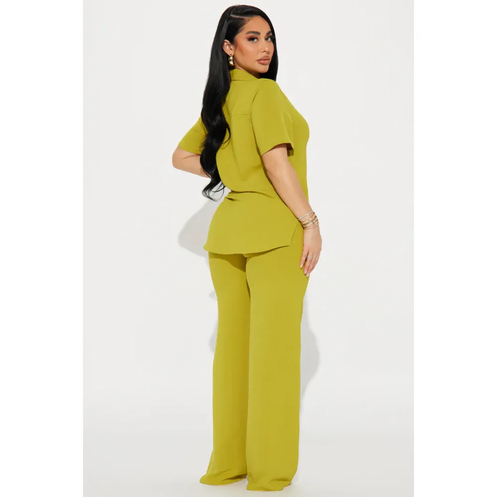 Women's Short Sleeve Pant Set