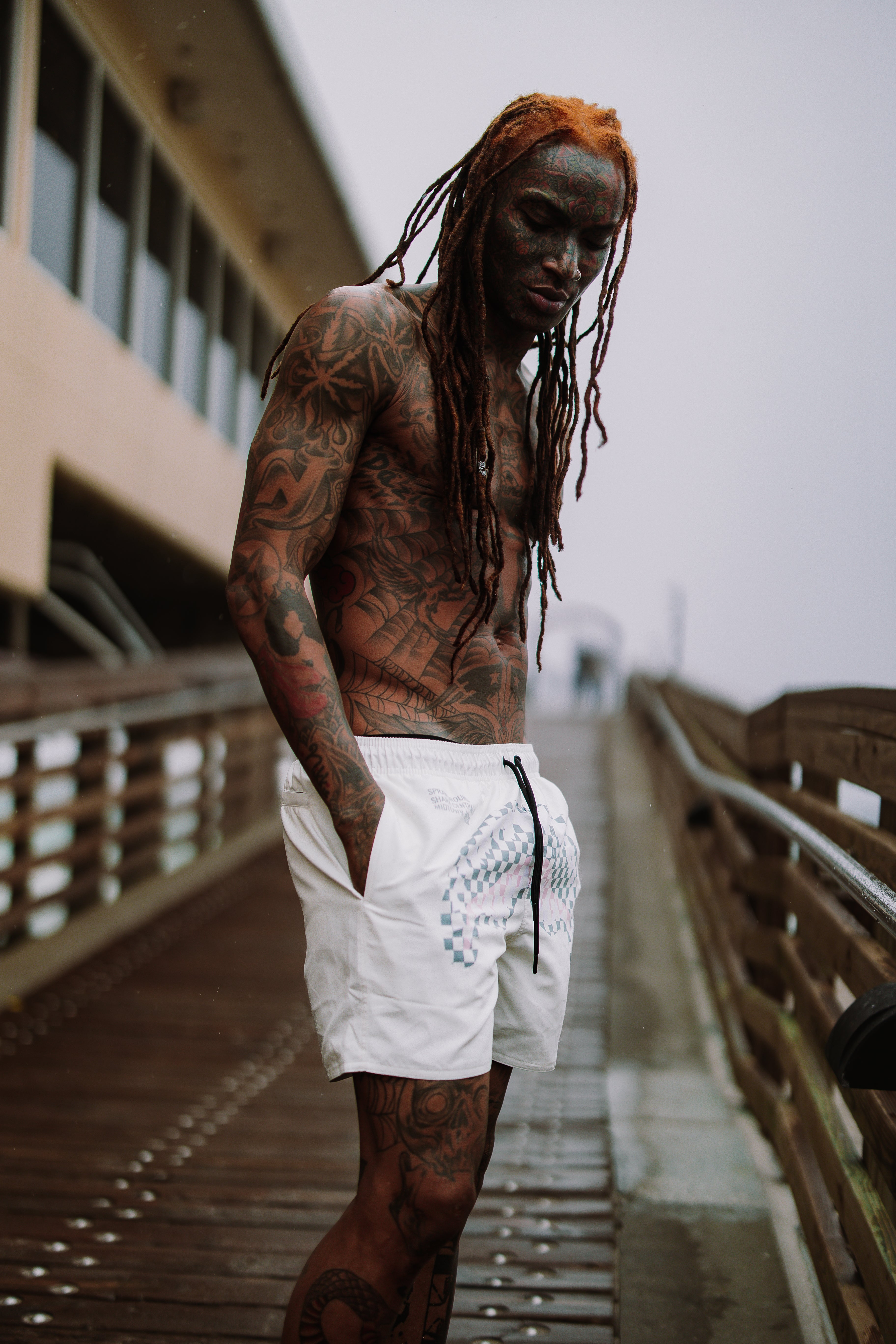 SHARK CENTRAL DYNAMIC SWIM SHORTS