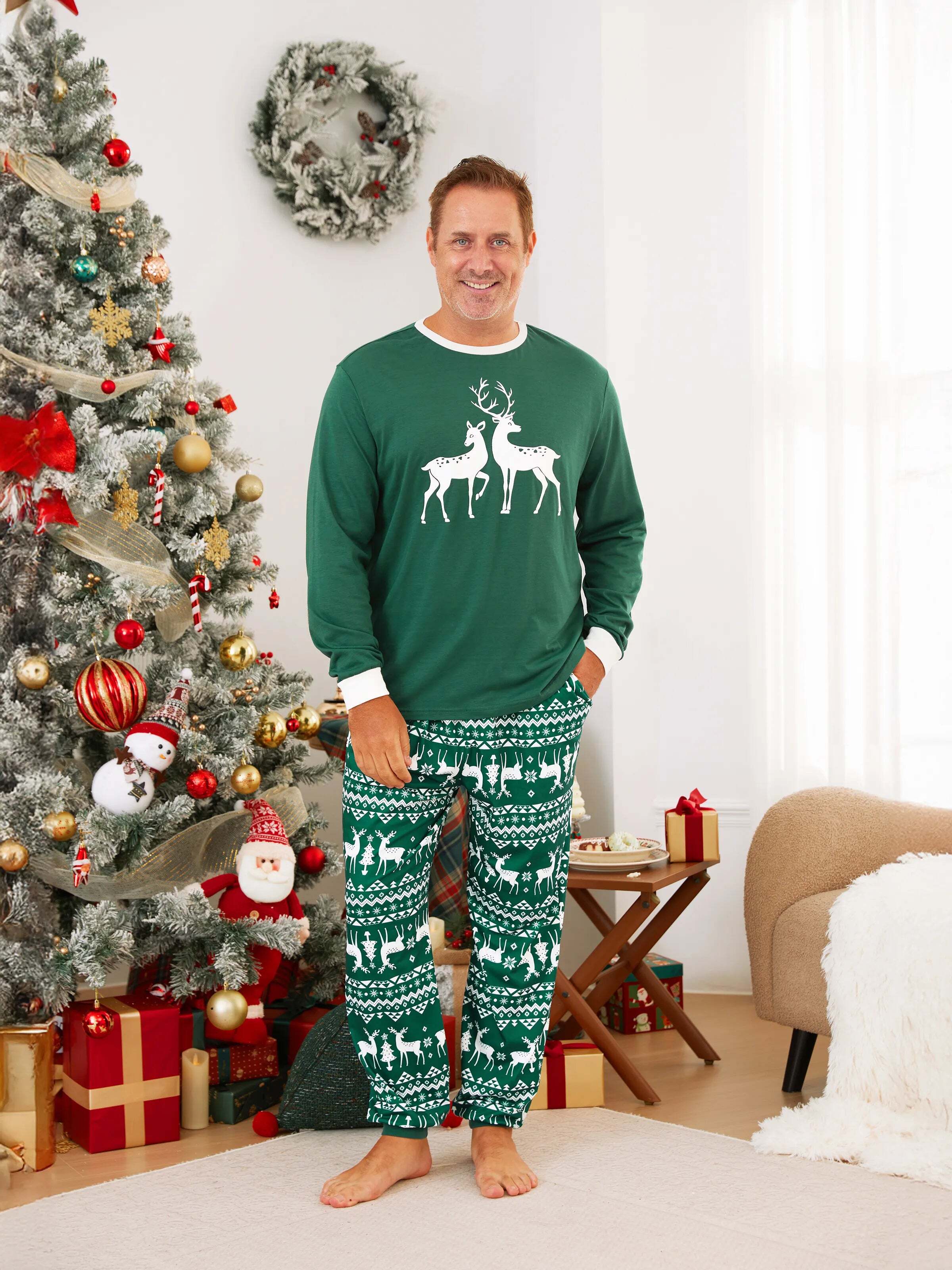 Christmas Family Matching Glow in the Dark Reindeer Tops Allover Pattern Pants Pajamas Sets with Christmas Socks blackishgreen