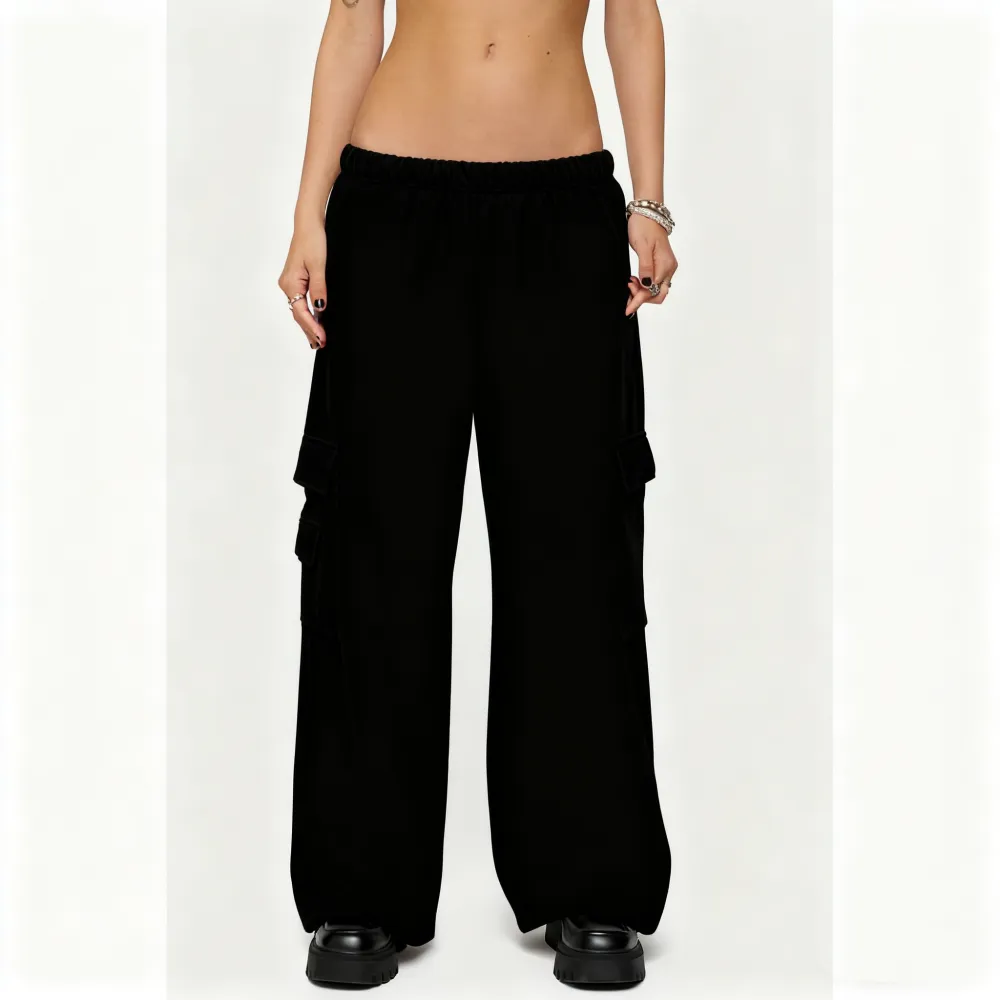 Petite Wide Leg Cargo Sweatpants
