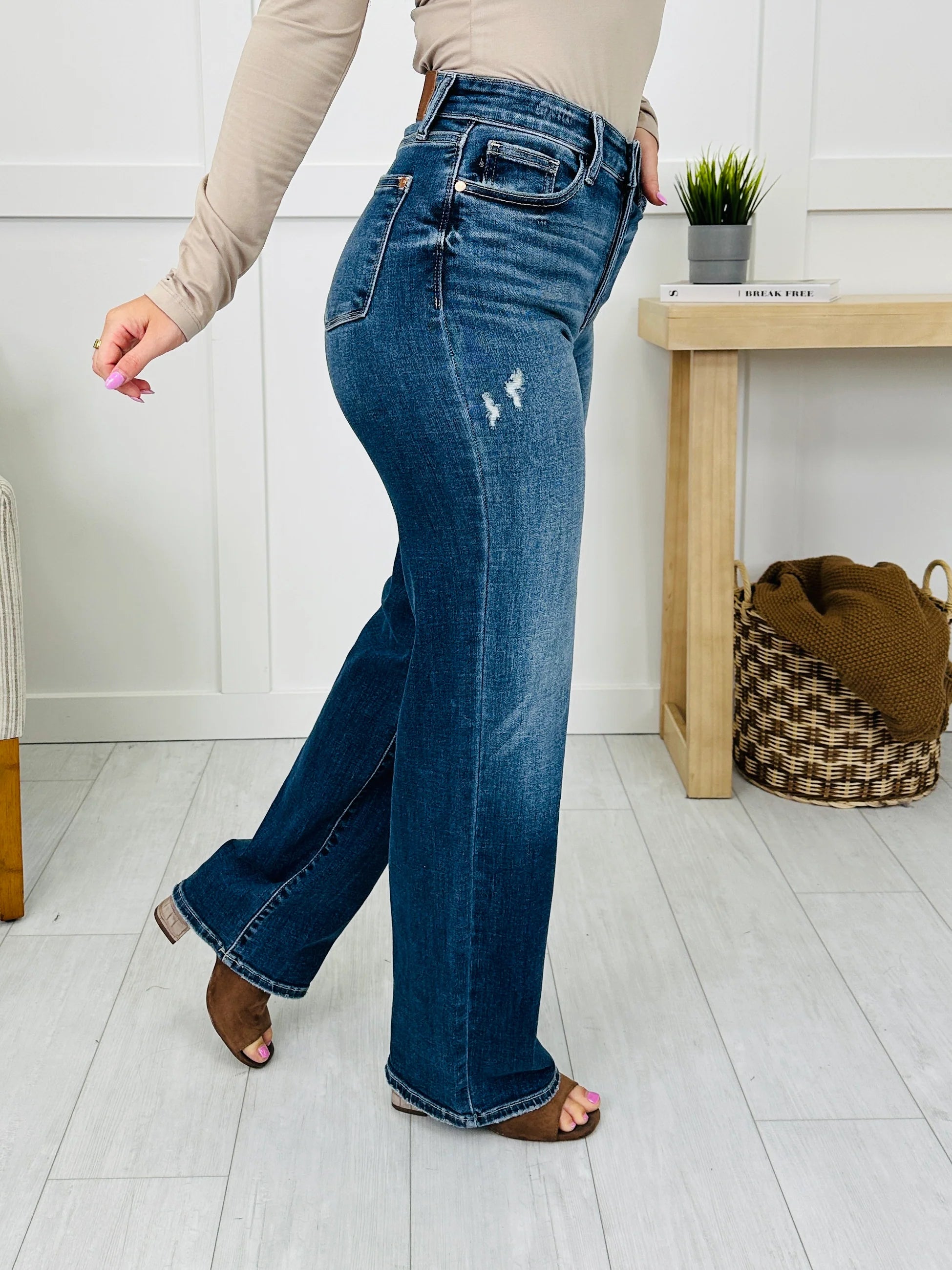 Judy Blue No Doubt 90's Straight Leg Jeans