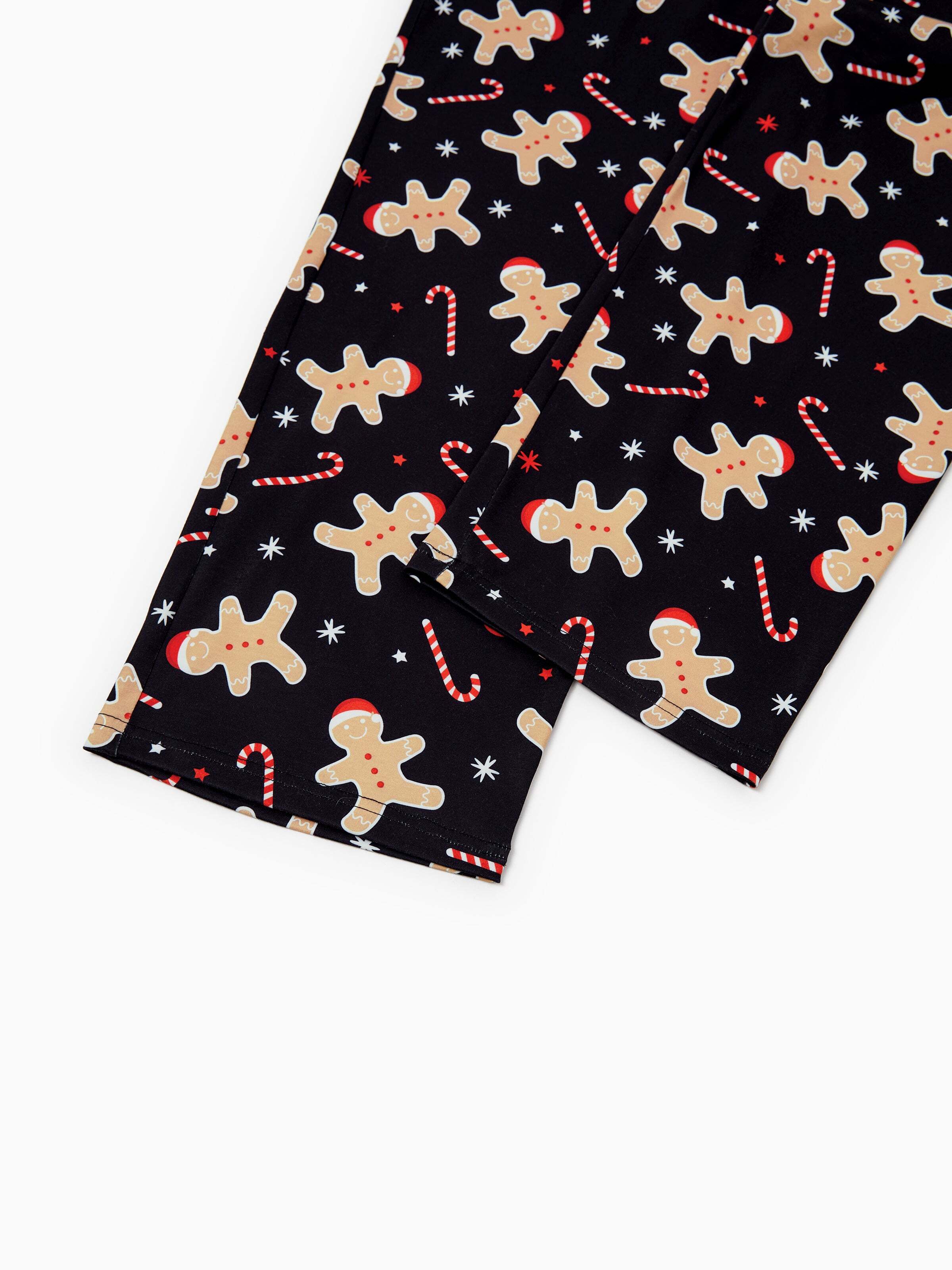 Christmas Matching Family Pajamas Set Gingerbread Print Black PJS with Christmas Socks Black