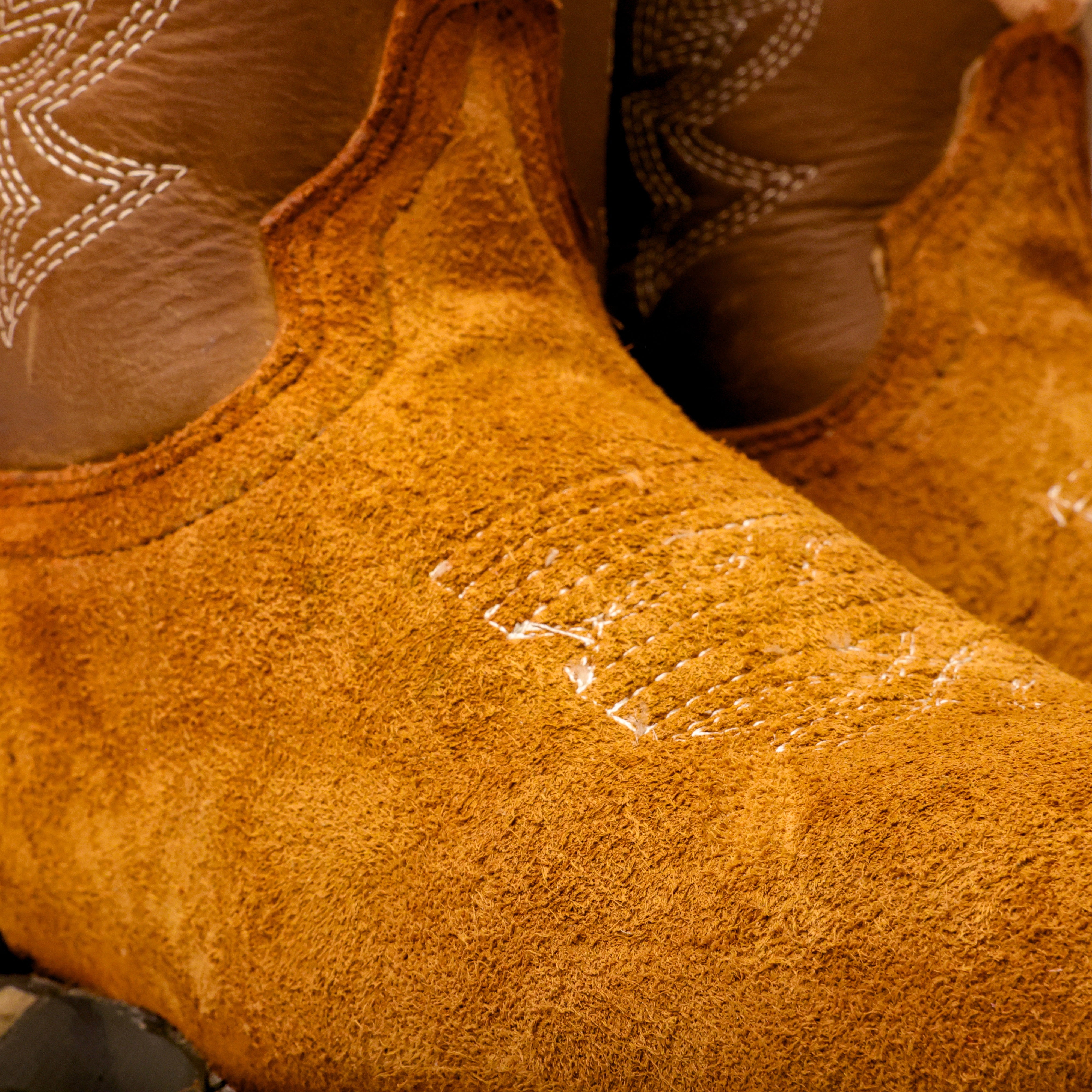 Honey Rough-Out Leather Boots With 3D Lightweight Sole - Composite Toe