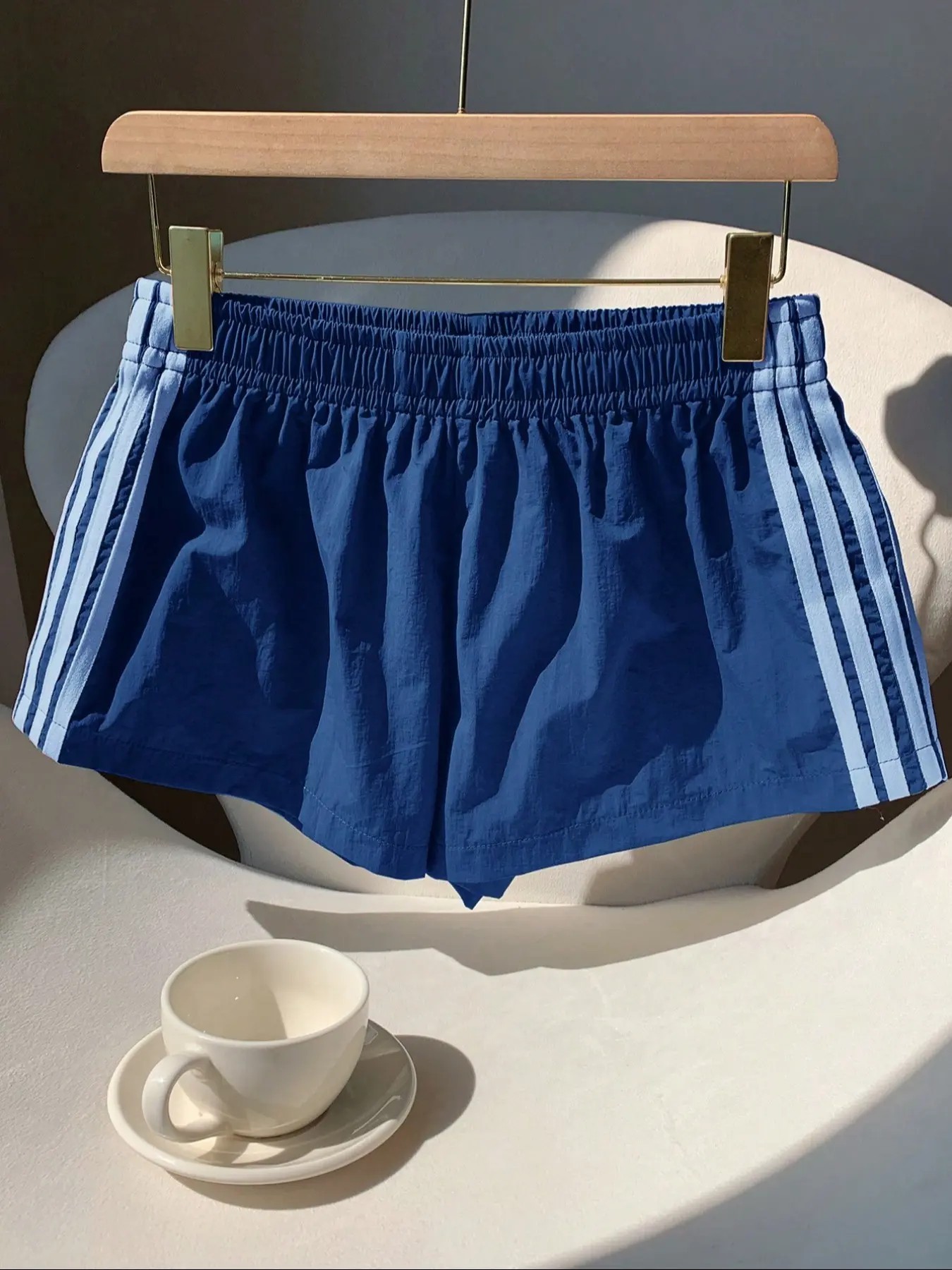 Deep Gym Shorts with Side Stripes