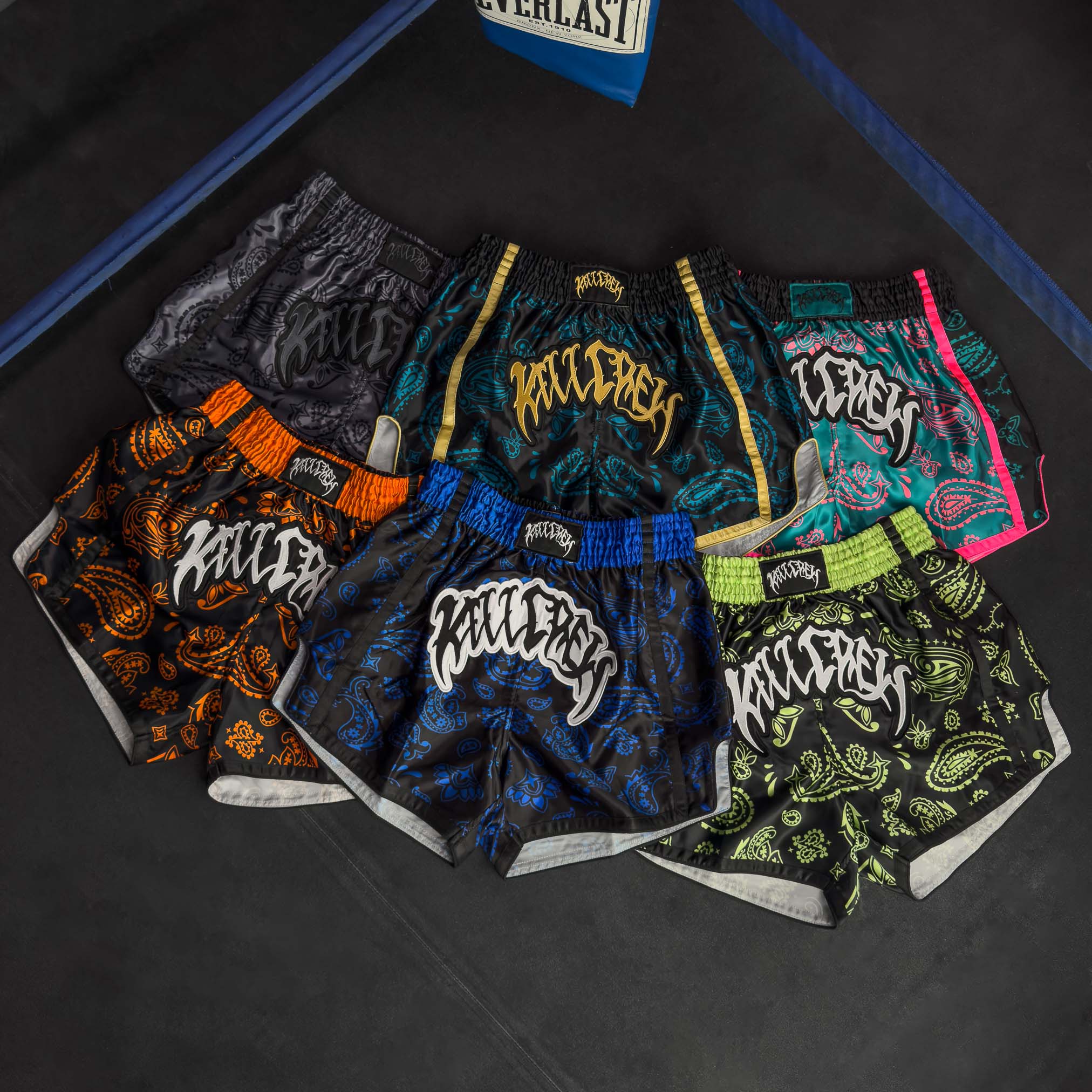 BANDANA FIGHT SHORTS - TEAL / GOLD