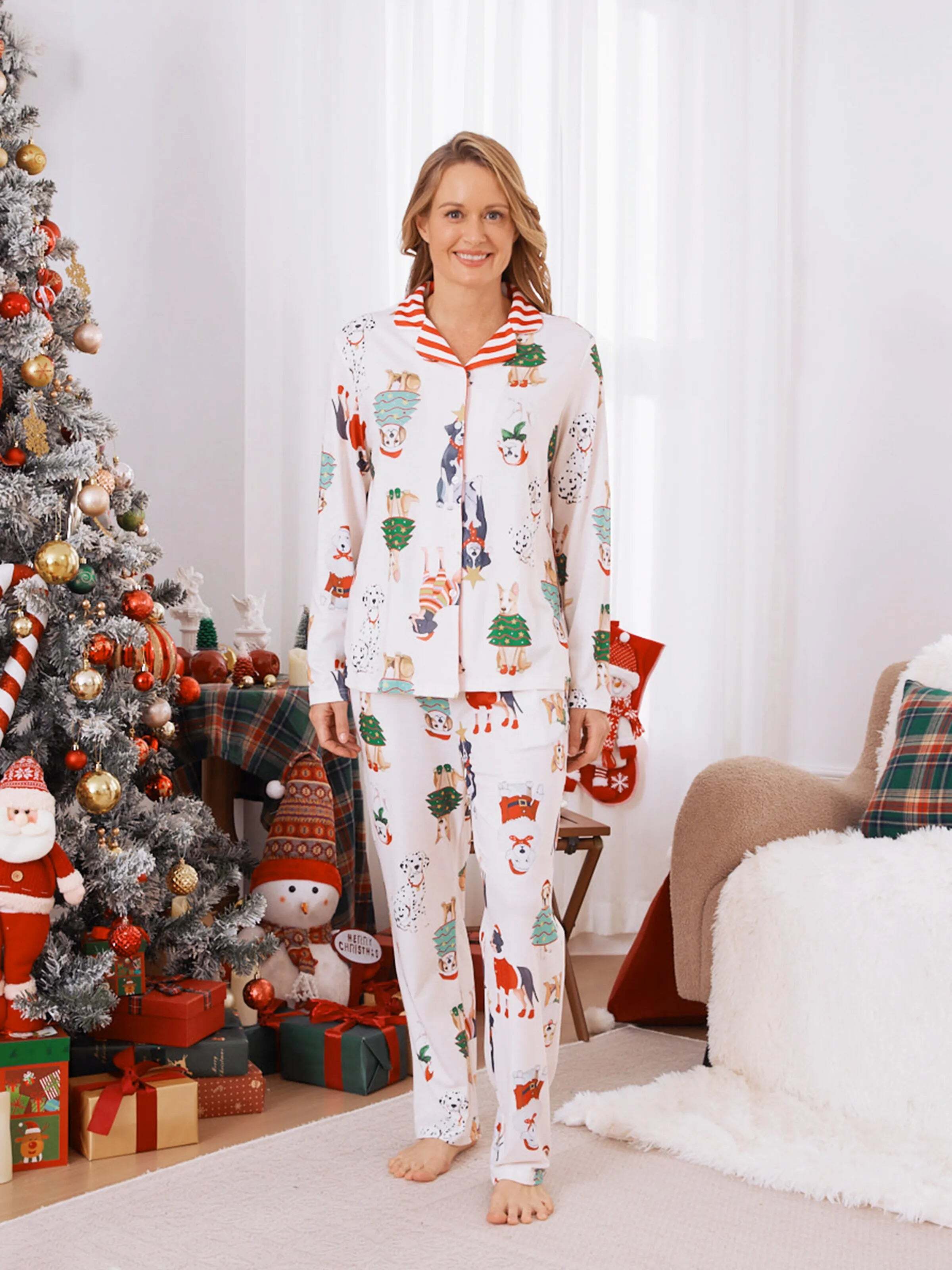 Christmas Pajamas Family Matching Cute Xmas Dog Collared Pajamas Sets with Christmas Socks LightApricot