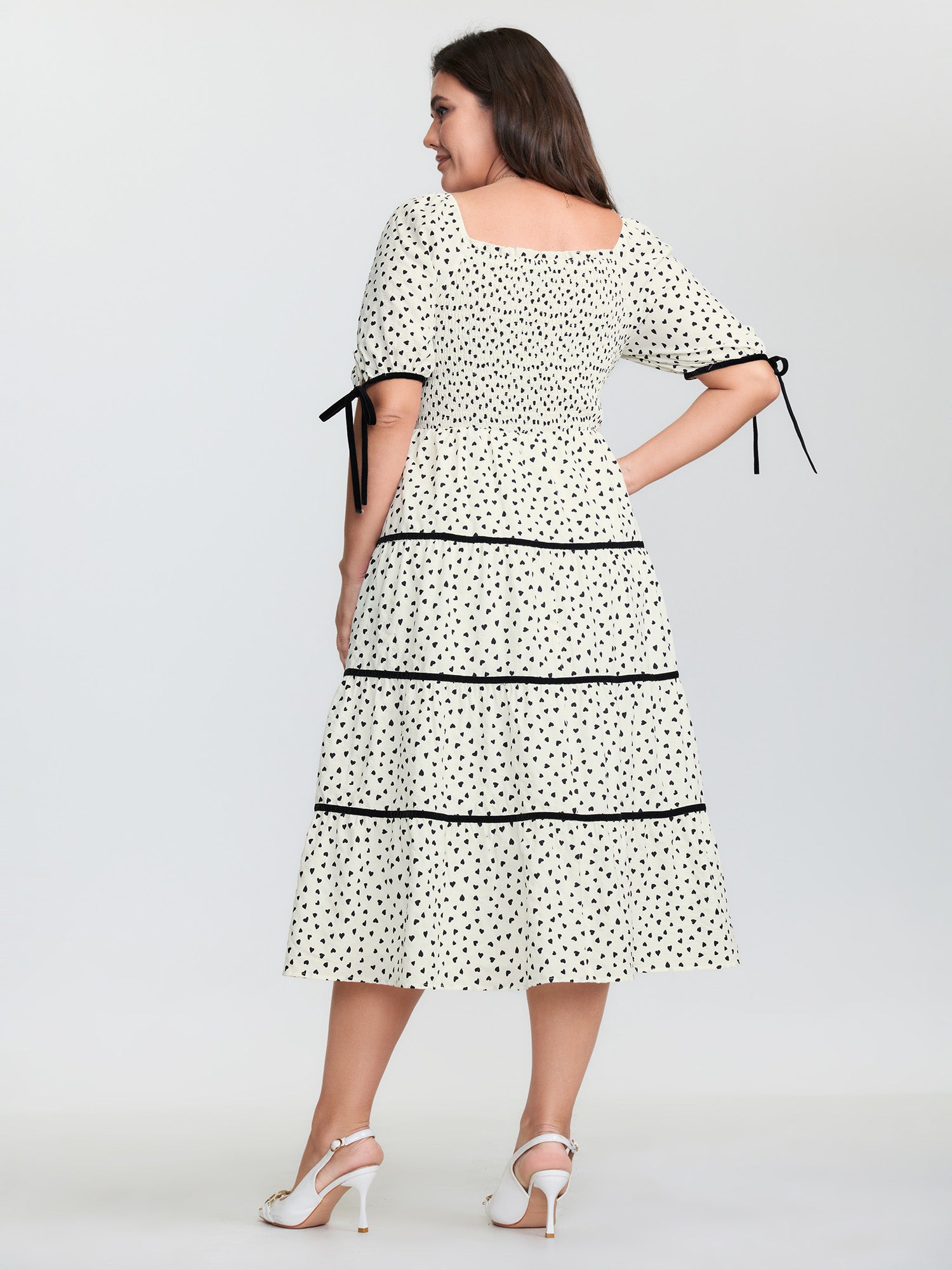 Little Heart Print Shirred Contrast Tie Midi Dress