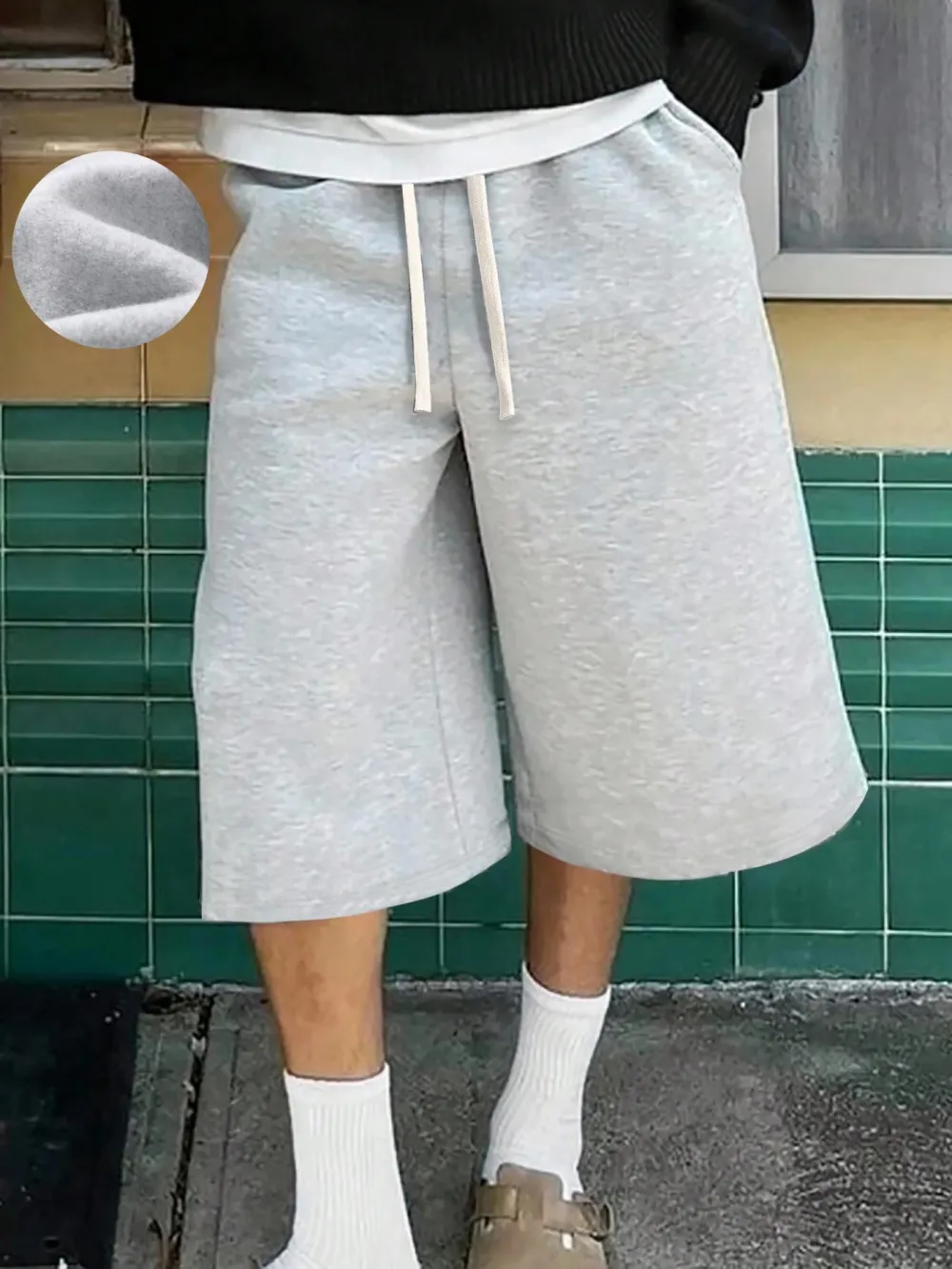 Men’s casual wide-leg shorts with an elastic drawstring waistband, solid color for all seasons, sporty fit