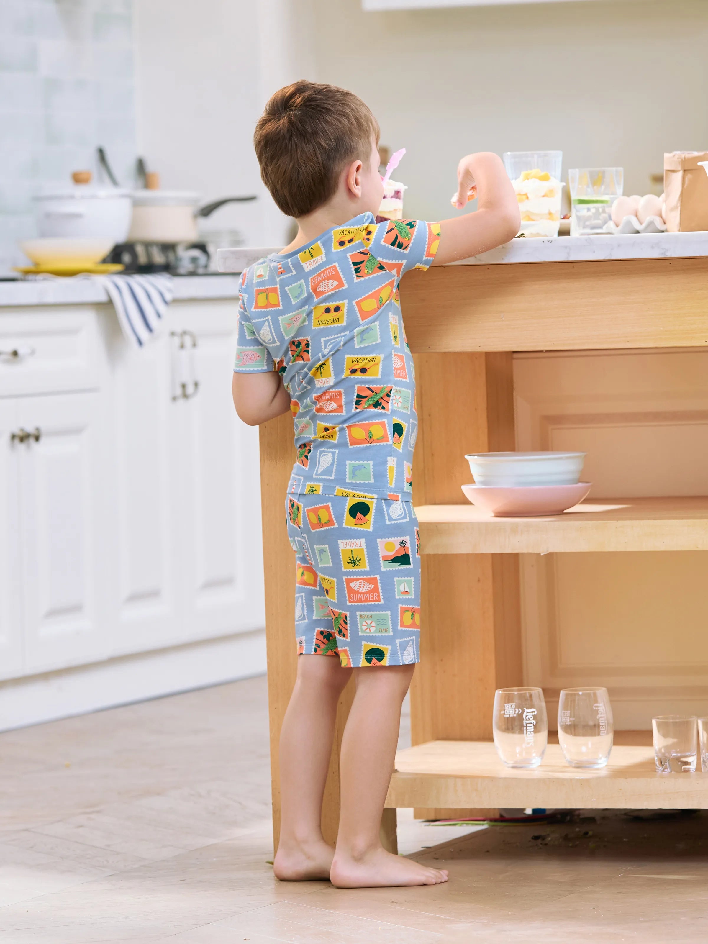 Bamboo Family Pajamas Vacation Theme Print Short-sleeve Matching Pajama set (Snug-Fitting for Children) Color block