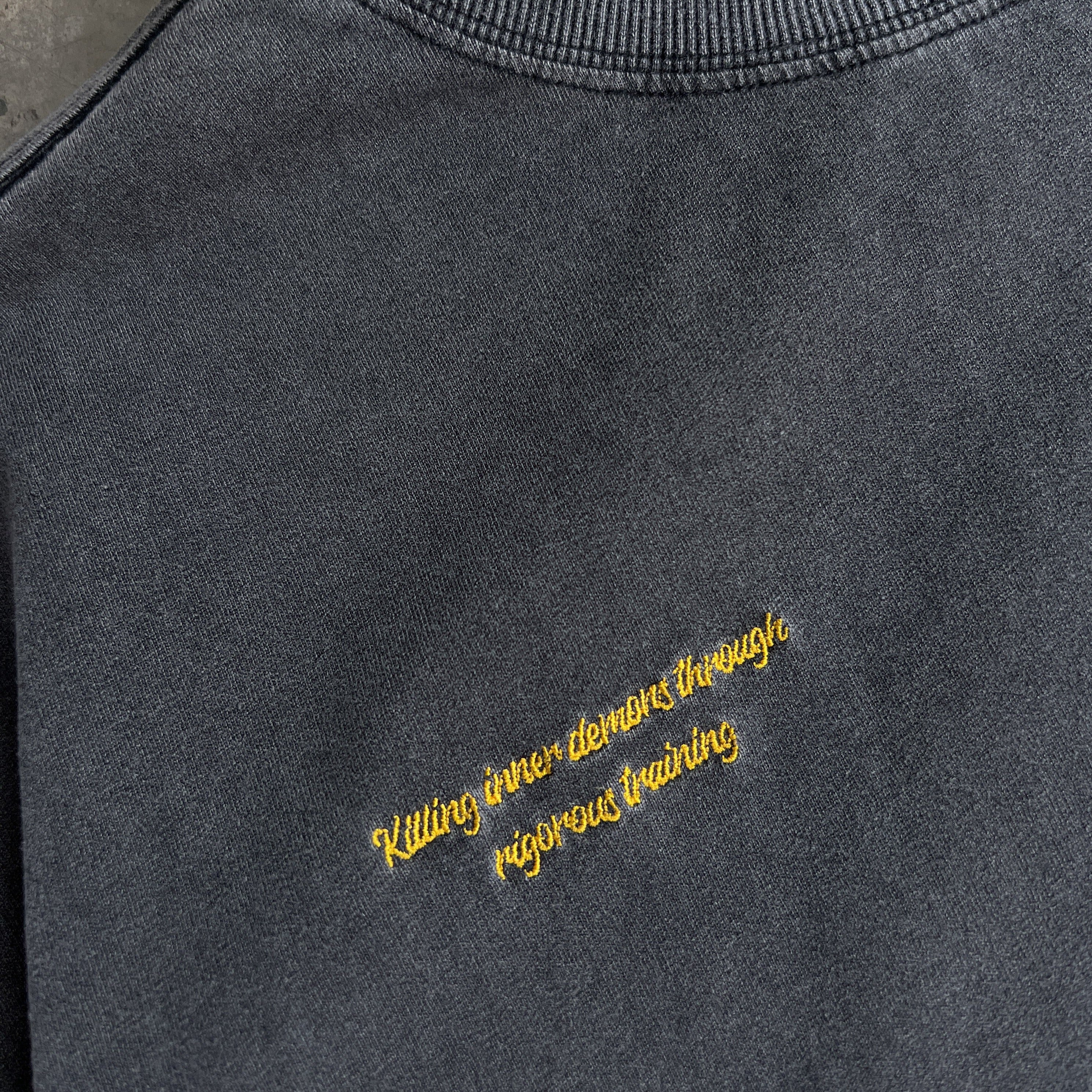 RELAXED FIT LUX SCRIPT T-SHIRT - BLACK / YELLOW