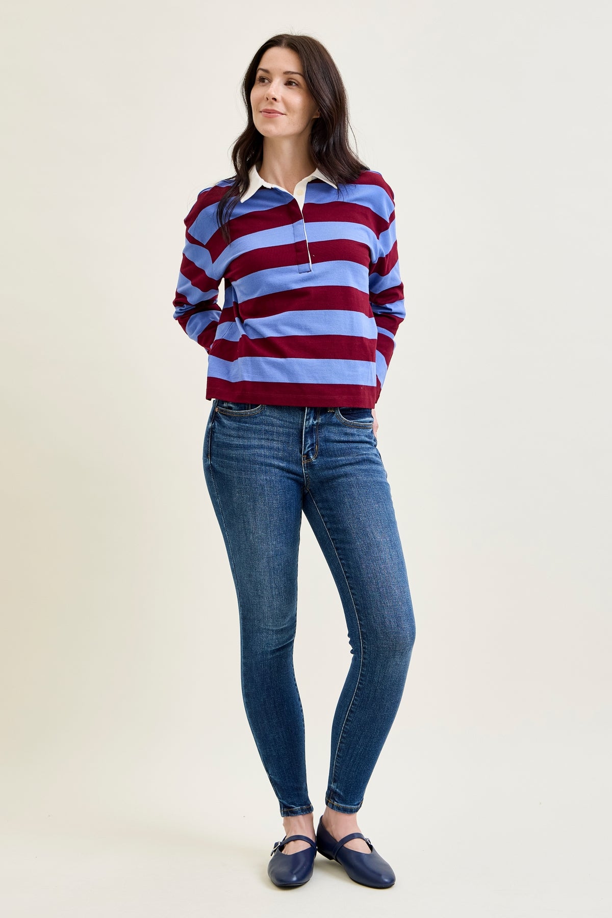 Joey Mid Rise Skinny Jeans With Handsand