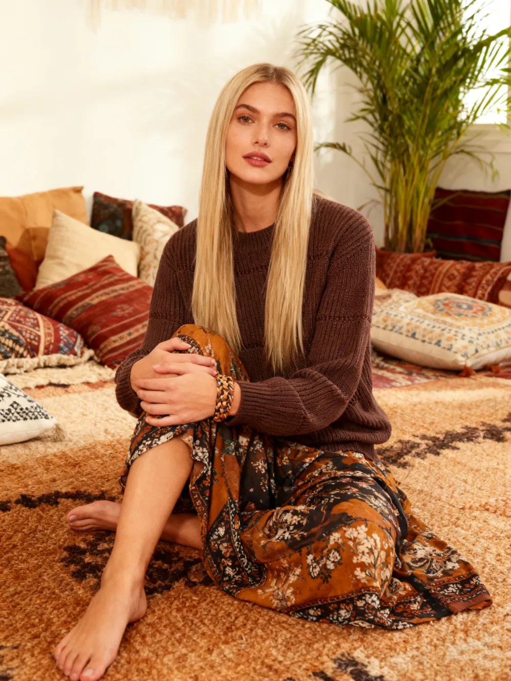 Women's Simple Minimalist Plain Textured Round Neck Sweater