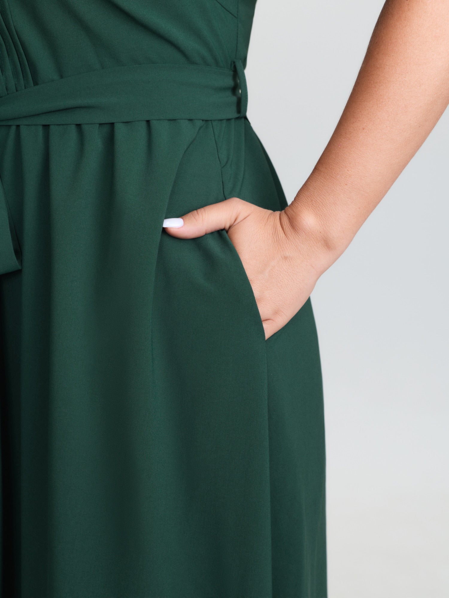 Plicated Detail Sweetheart Neck Pockets Belted Midi Dress