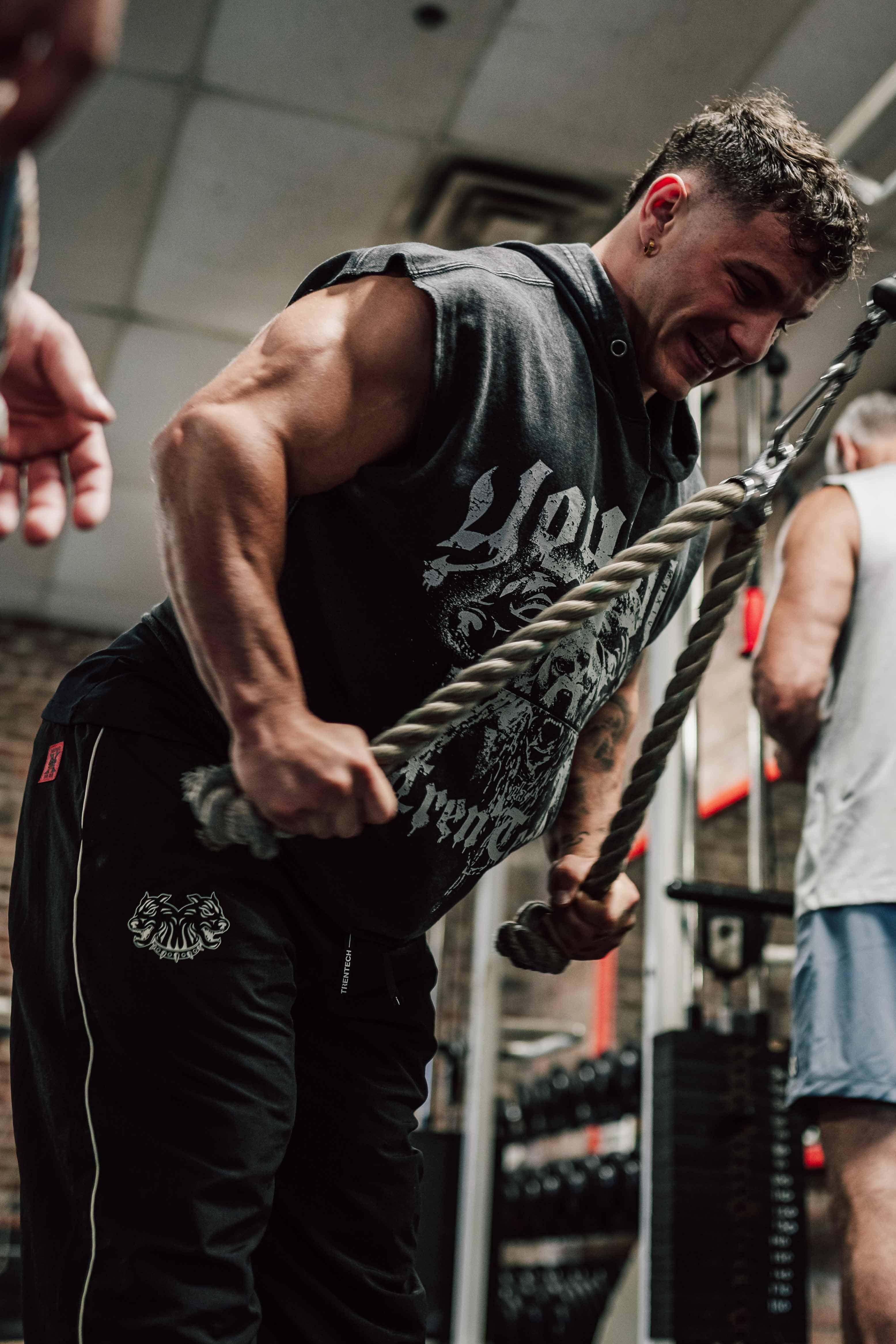 5071 - Tren Twins This Makes Ur Arms Look Huge Hoodies