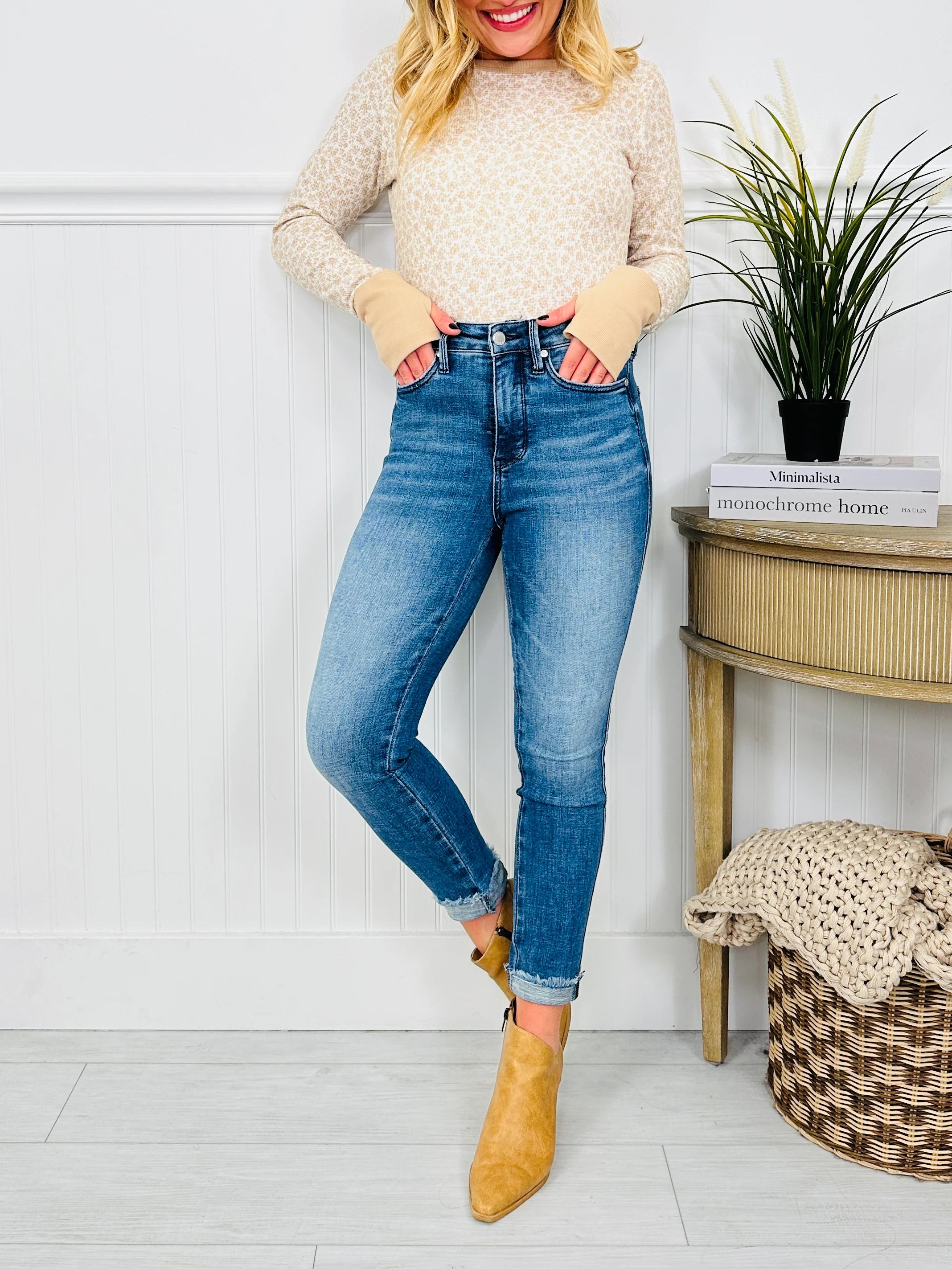 Judy Blue Top Tier Tummy Control Skinny Jeans