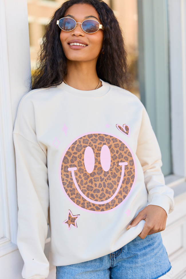 Leopard Smiley Face Cream Graphic Sweatshirt