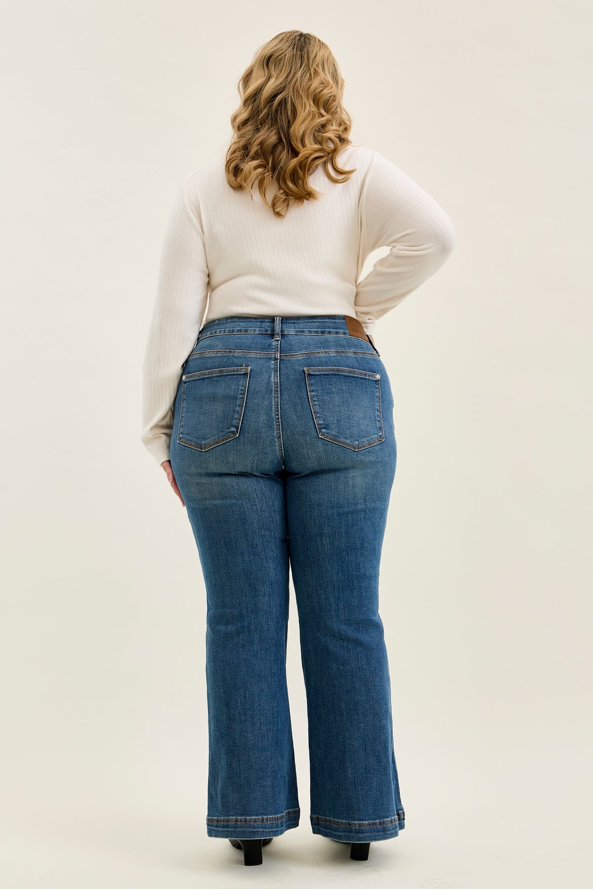 Penny Flare with Tummy Control (Petite) - PLUS