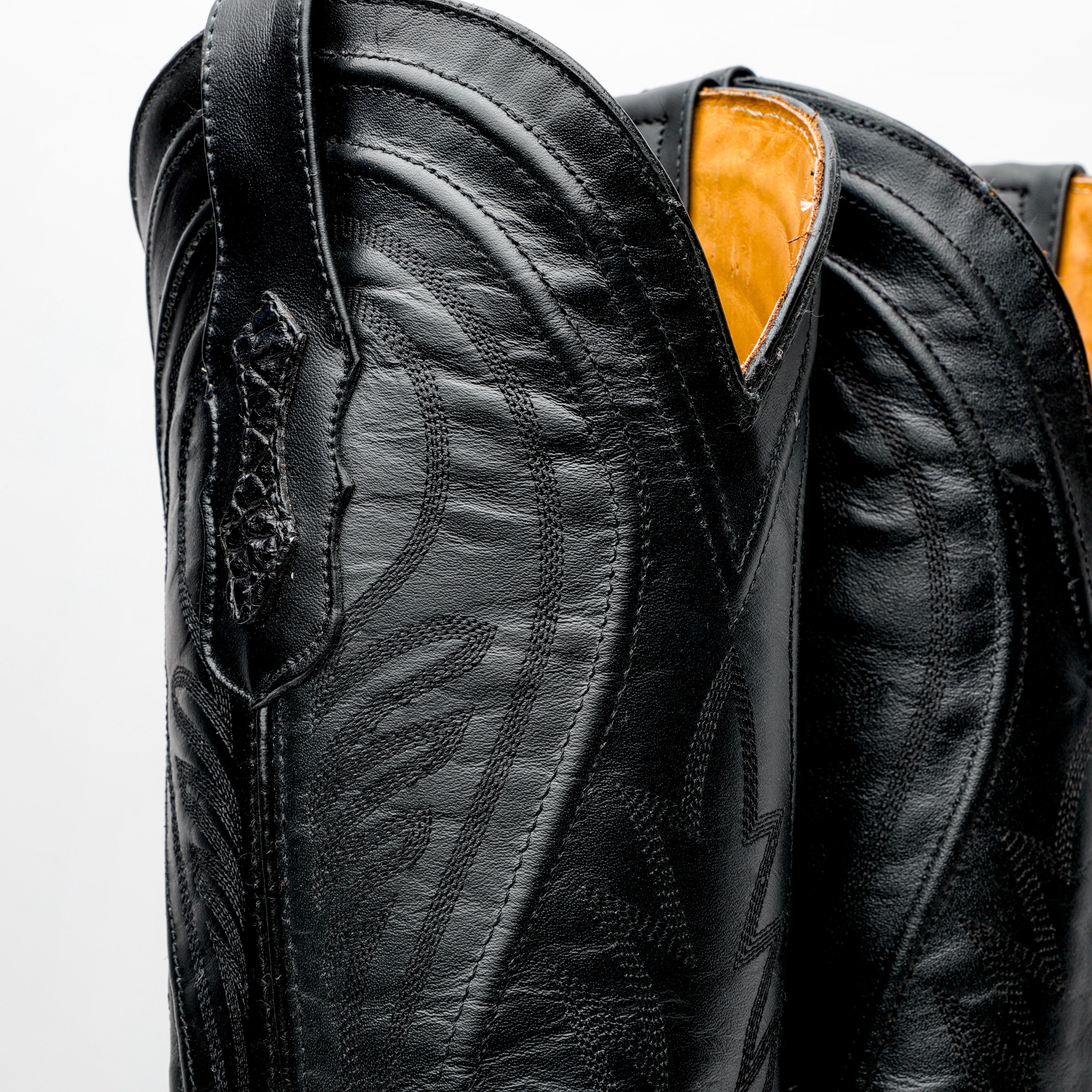 Black GENUINE Caiman Tail Boots - Square Toe