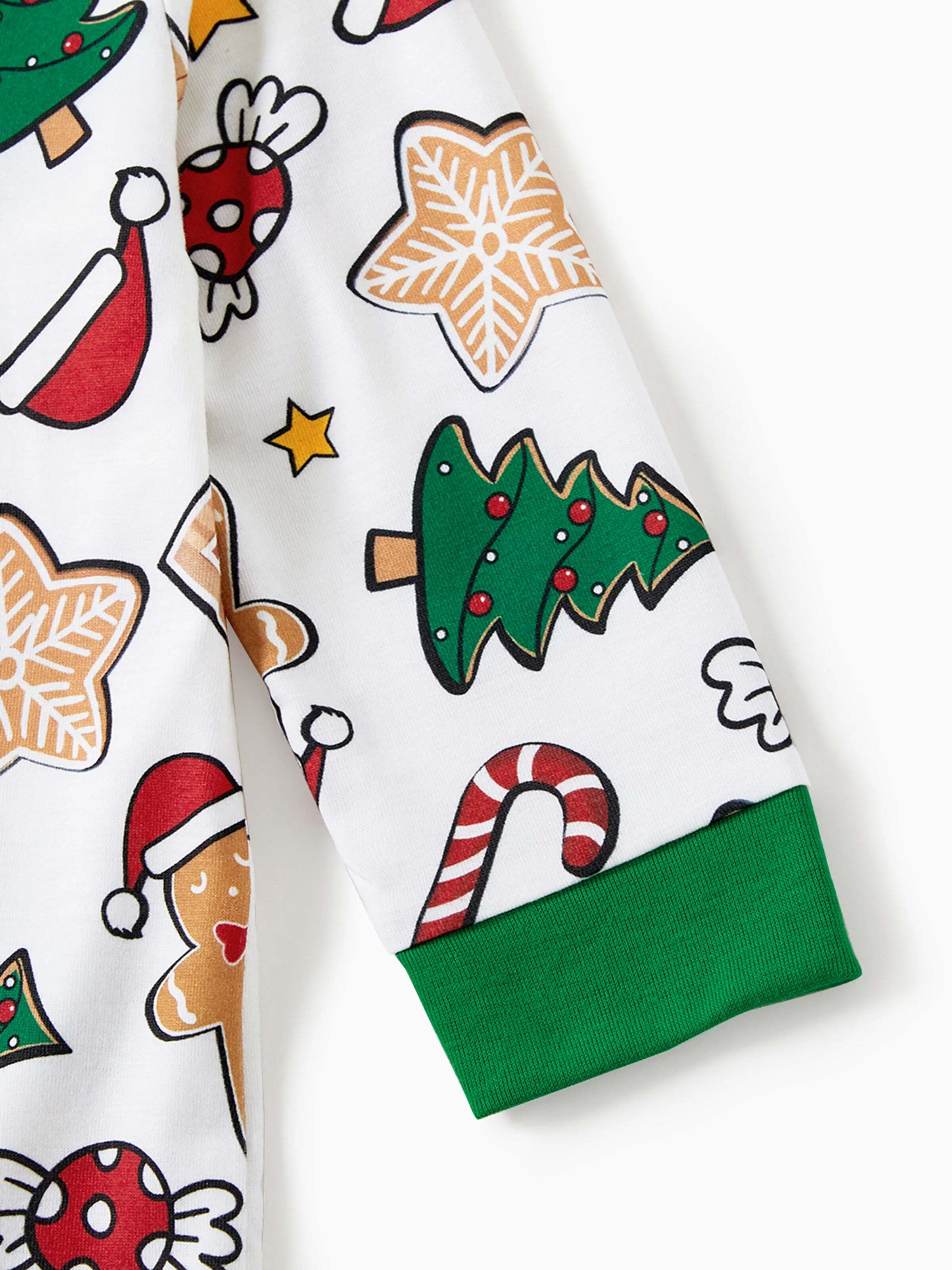 Gingerbread House Pajamas Matching Family Green Christmas PJs Sets with Christmas Socks Multi-color