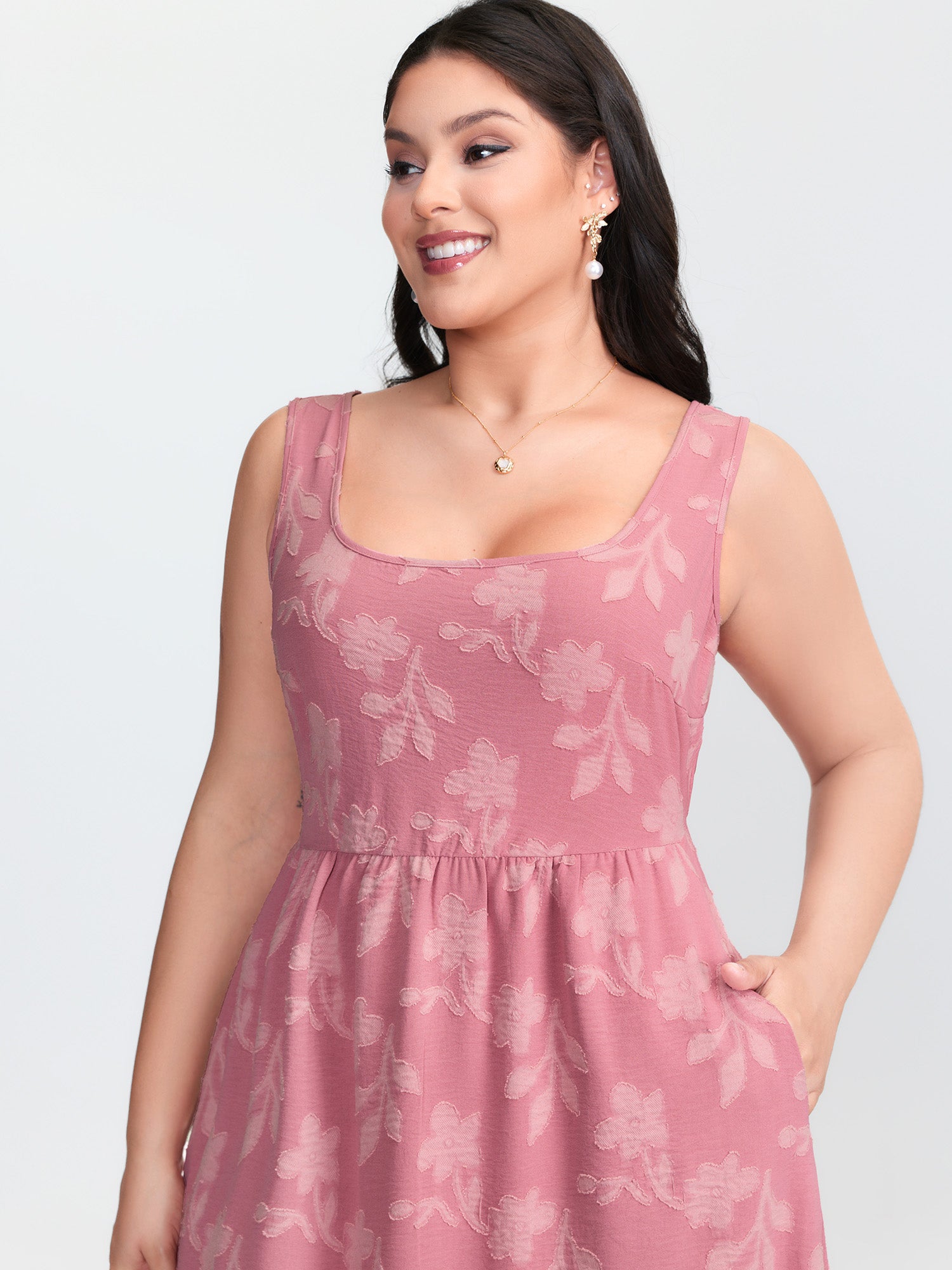 Soft Floral Pattern Ruffled Hem Midi Dress