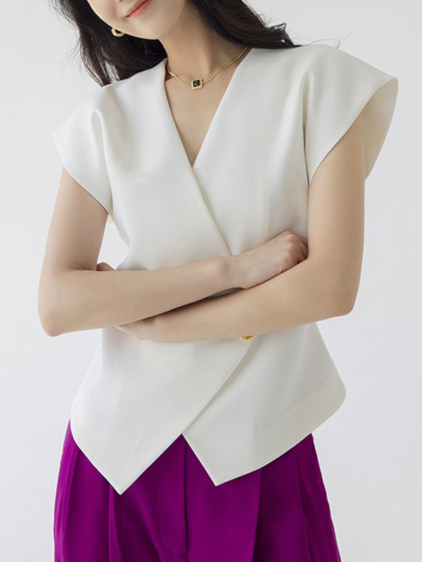 Asymmetric Buttoned Sleeveless V-Neck Vest Top