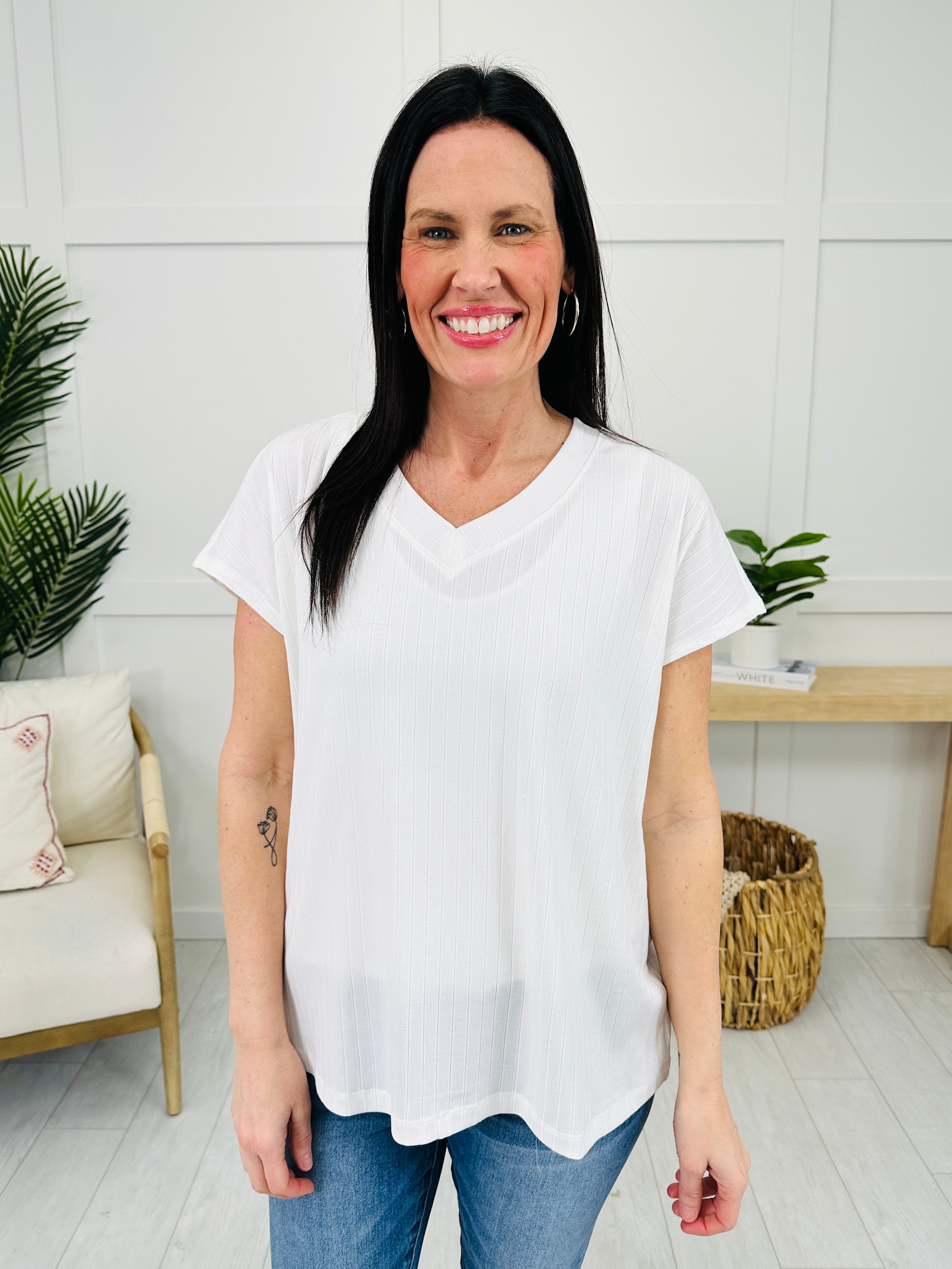 Stay Effortless Top- Multiple Colors!