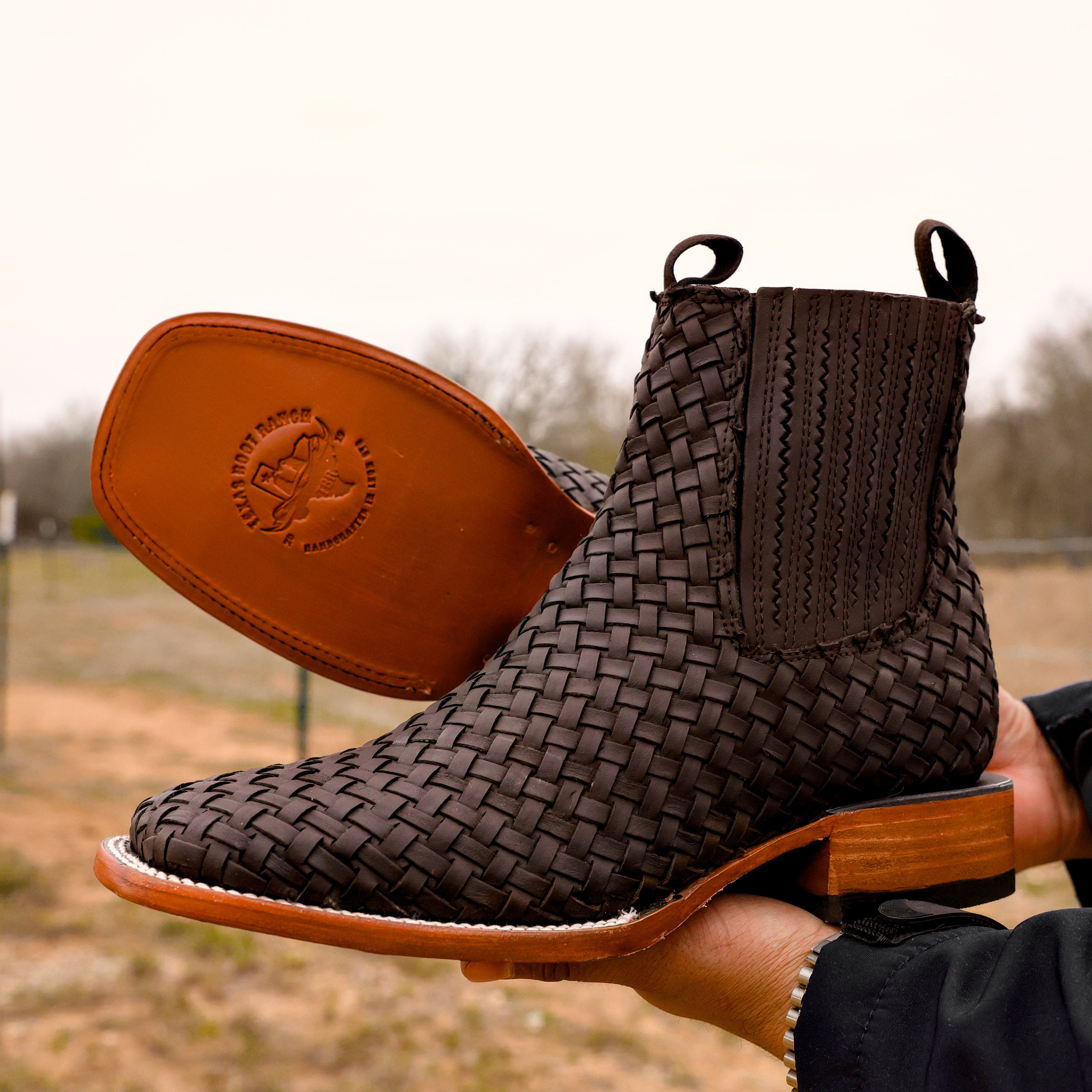 Chocolate Matte Brown Basketweave Leather Botines - Square Toe