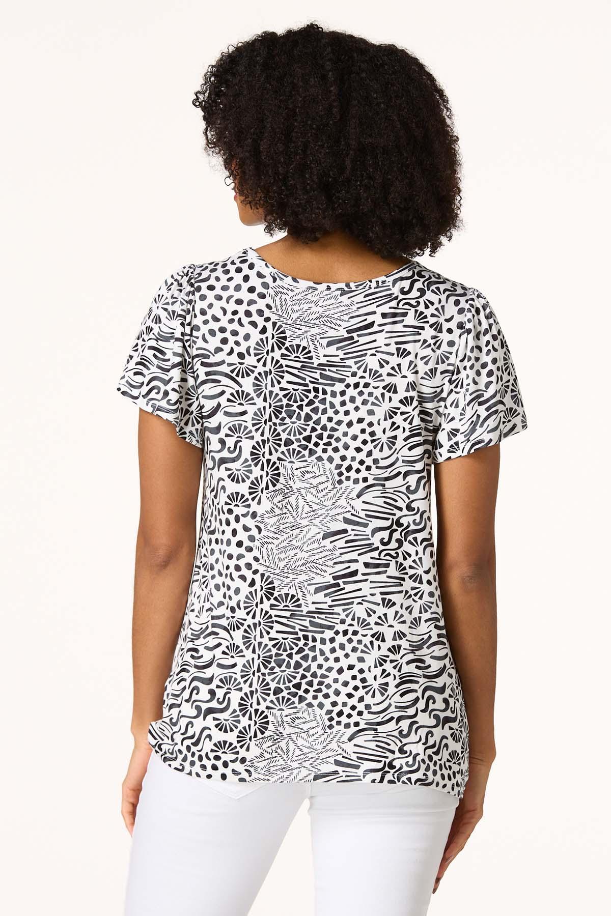Abstract Twist Front Top