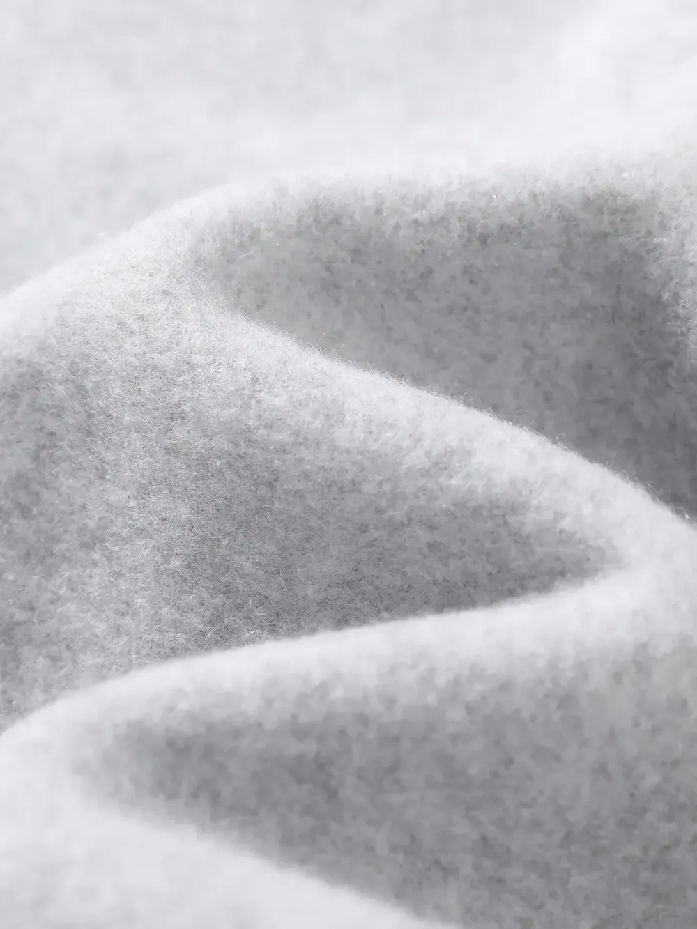 Men’s casual wide-leg shorts with an elastic drawstring waistband, solid color for all seasons, sporty fit