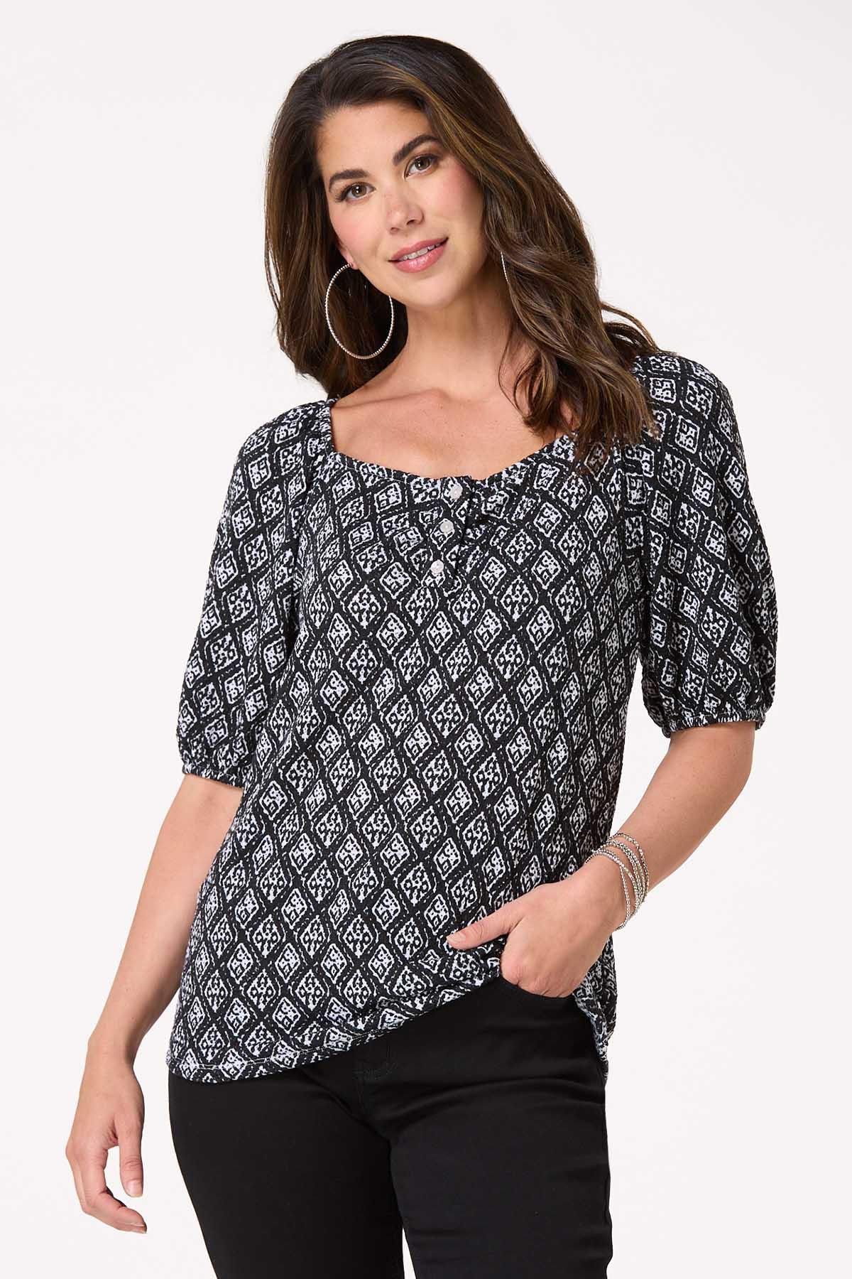 Textured Medallion Puff Sleeve Top
