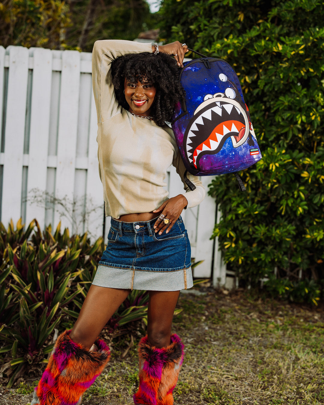 FUTURAMA NIBBLER EAT SHARK DLXR BACKPACK