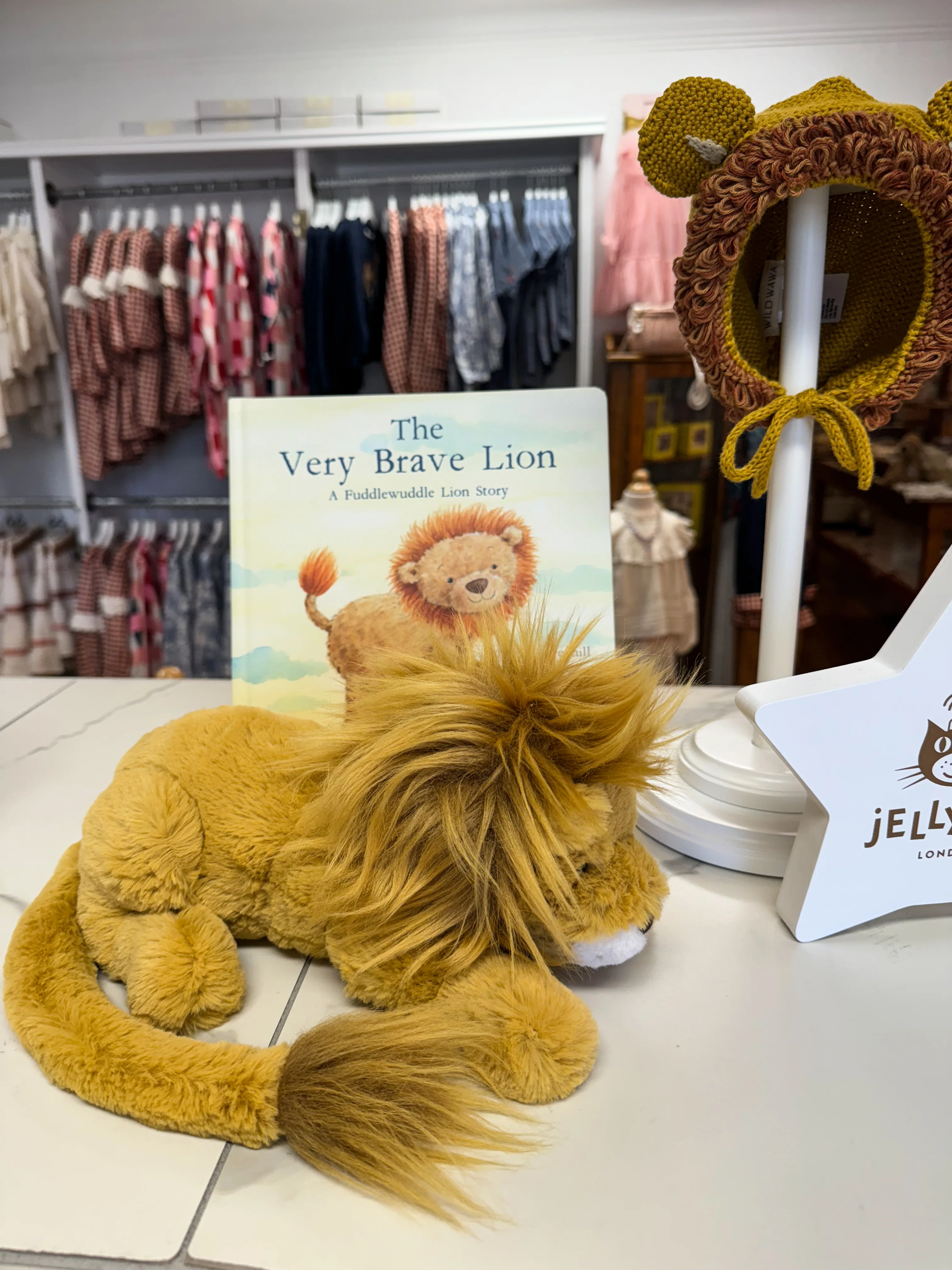 Knitted Lion Bonnet - Mustard