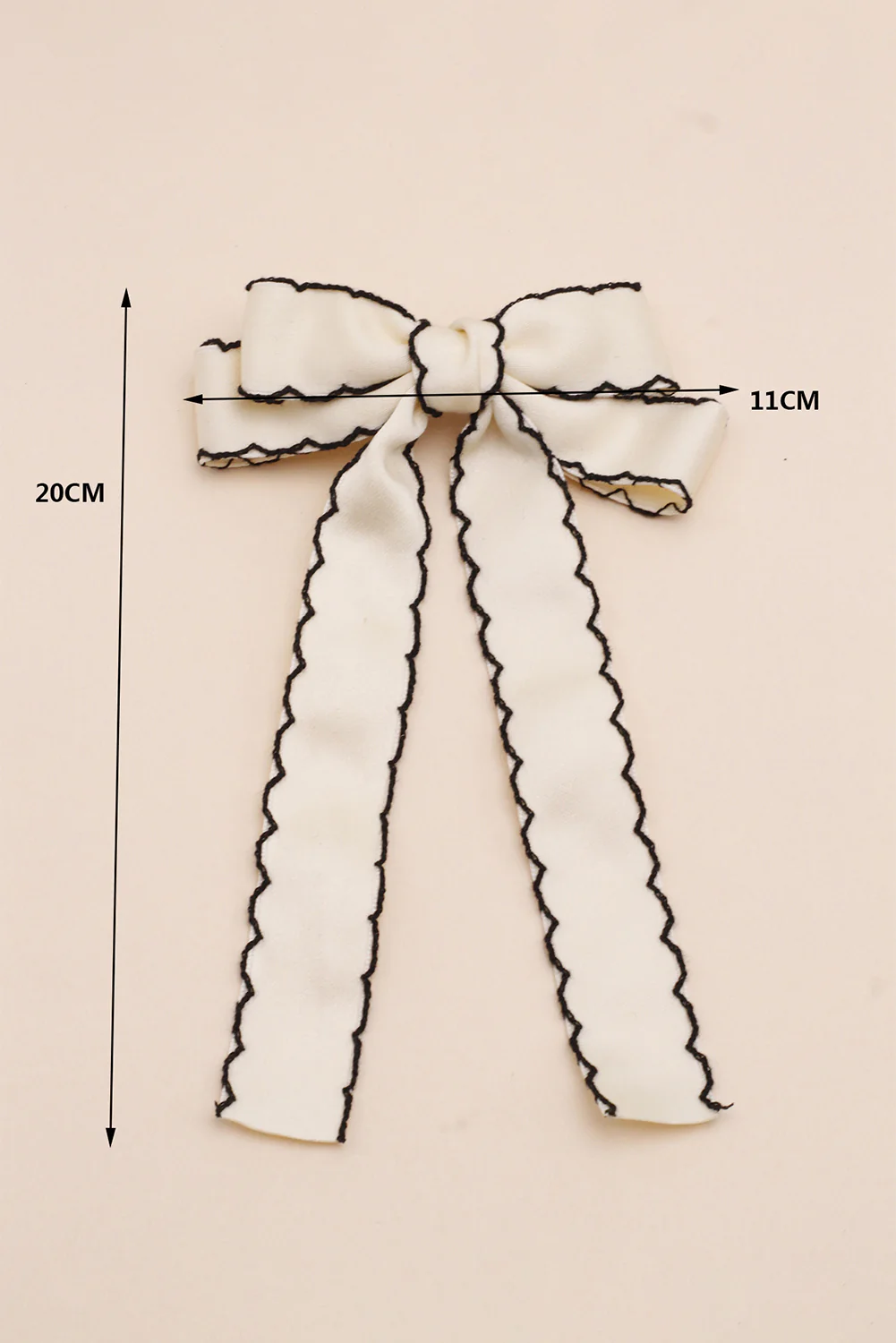 White Contrast Trim Colorblock Bowknot Hair Pin