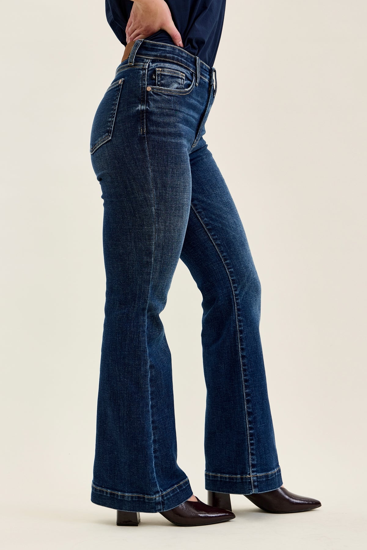 Charlotte Flare Jean (Petite)