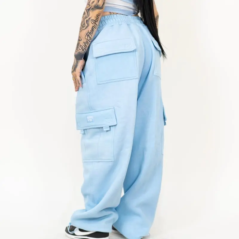 Woman Heavyweight Baggy Cargo Sweatpants