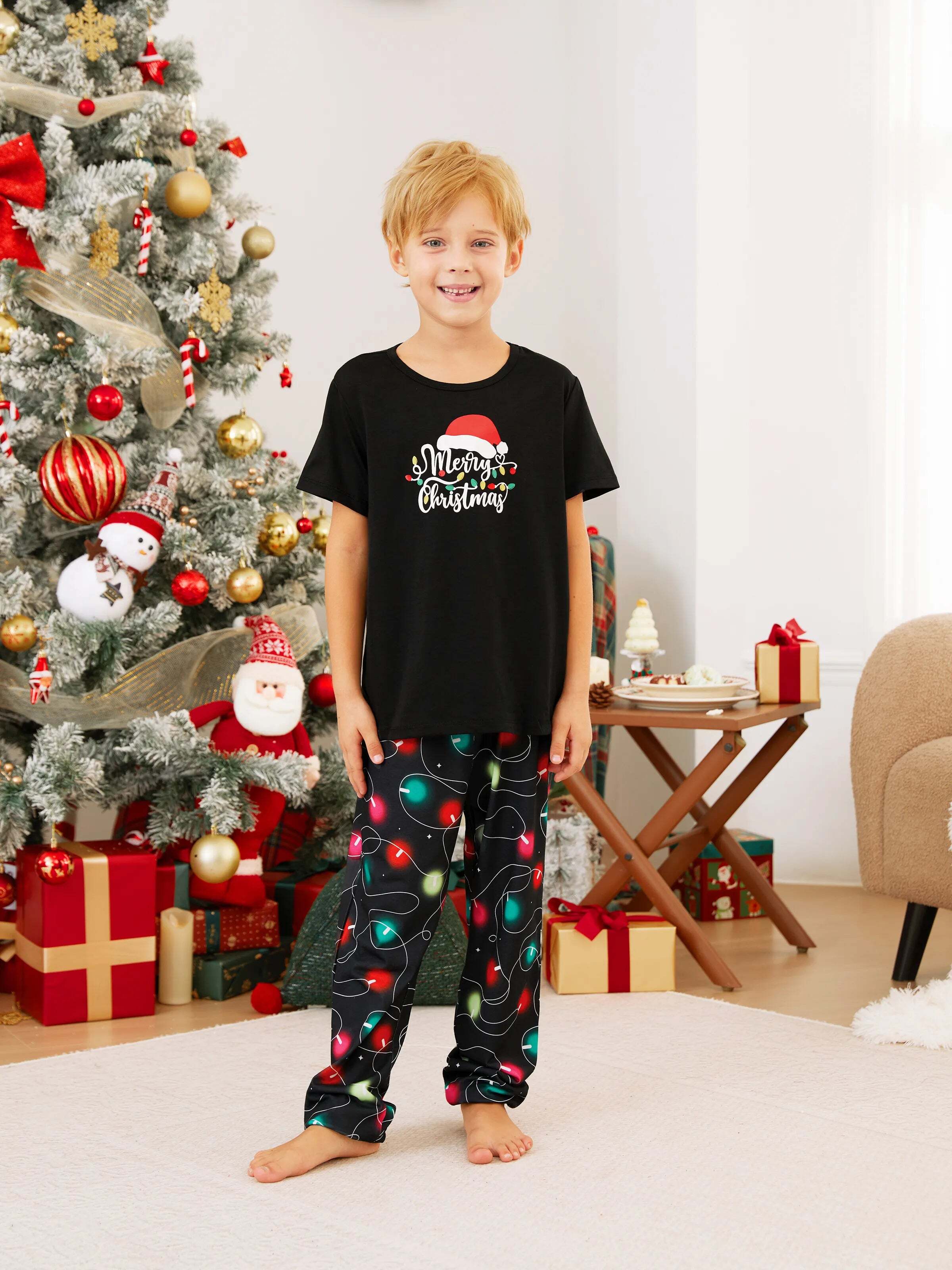 Christmas Family Matching Letters&Festive light bulb Print Short-sleeve Pajamas Sets Black