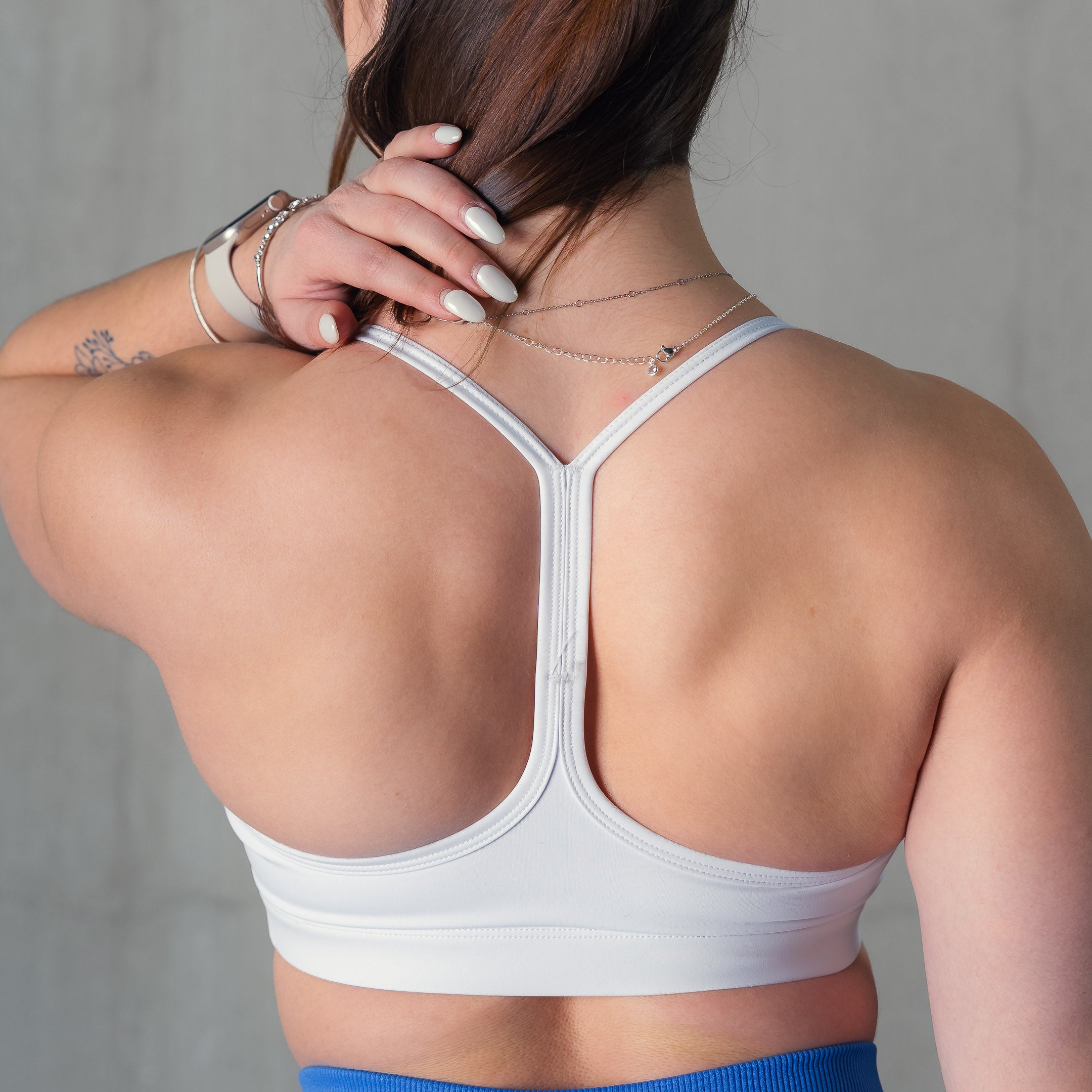 CLASSIC SPORTS BRA - WHITE / BLACK
