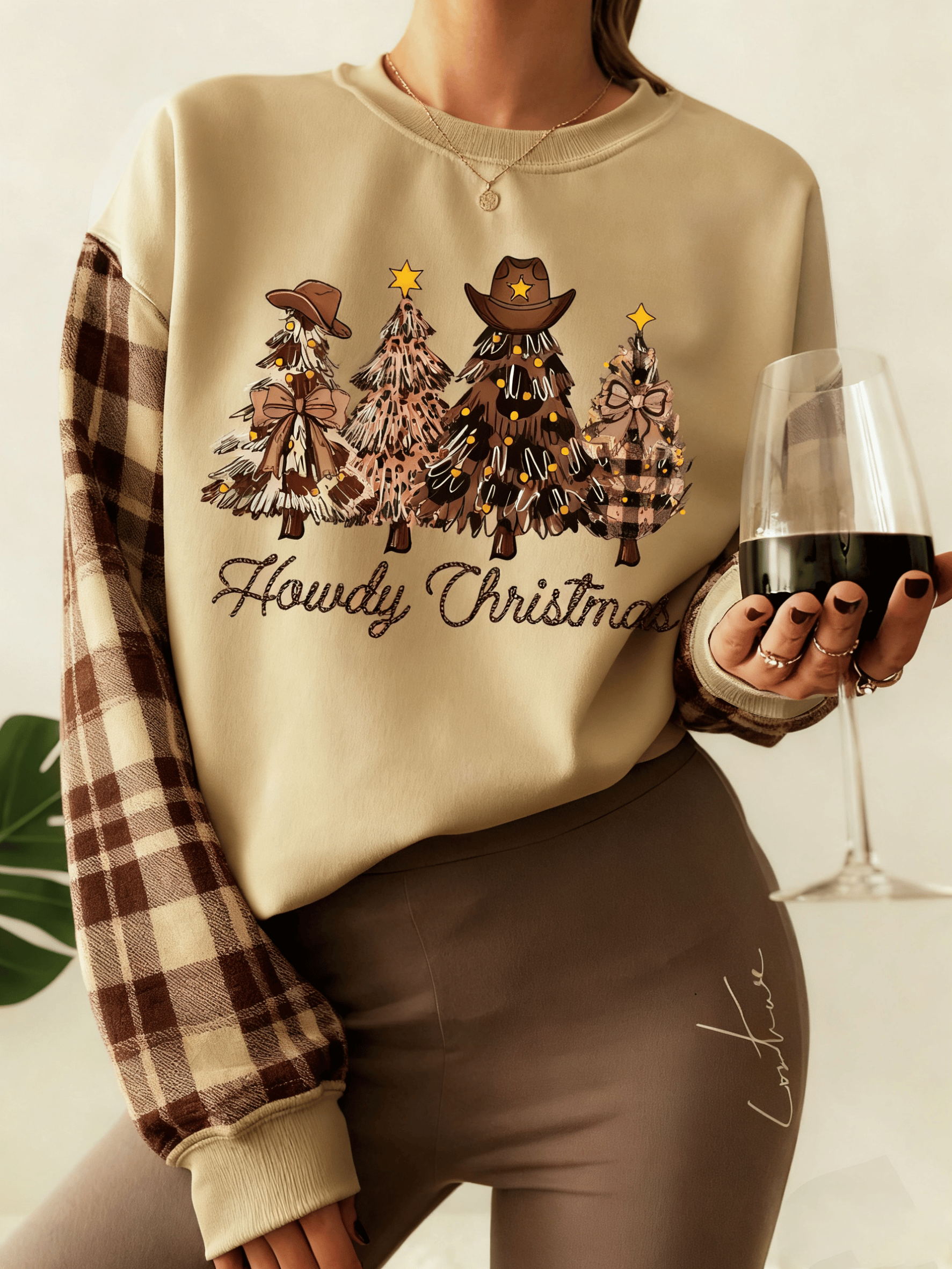 Women's Winter Retro Western Cowboy Christmas Tree Plaid Contrast Sleeve Print Crew Neck Sweatshirt
