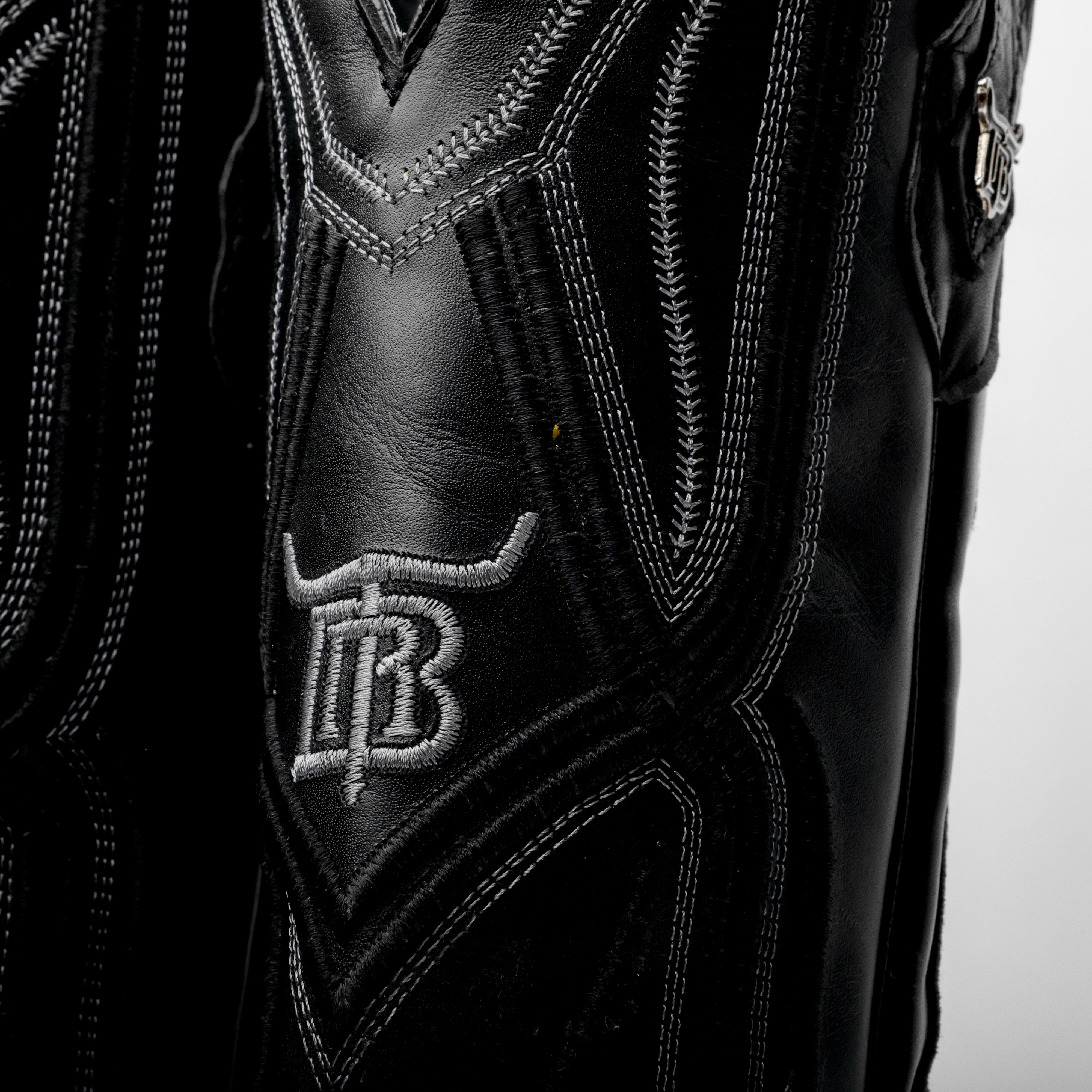 Genuine Black Bull Shoulder Boots - Cutter Toe