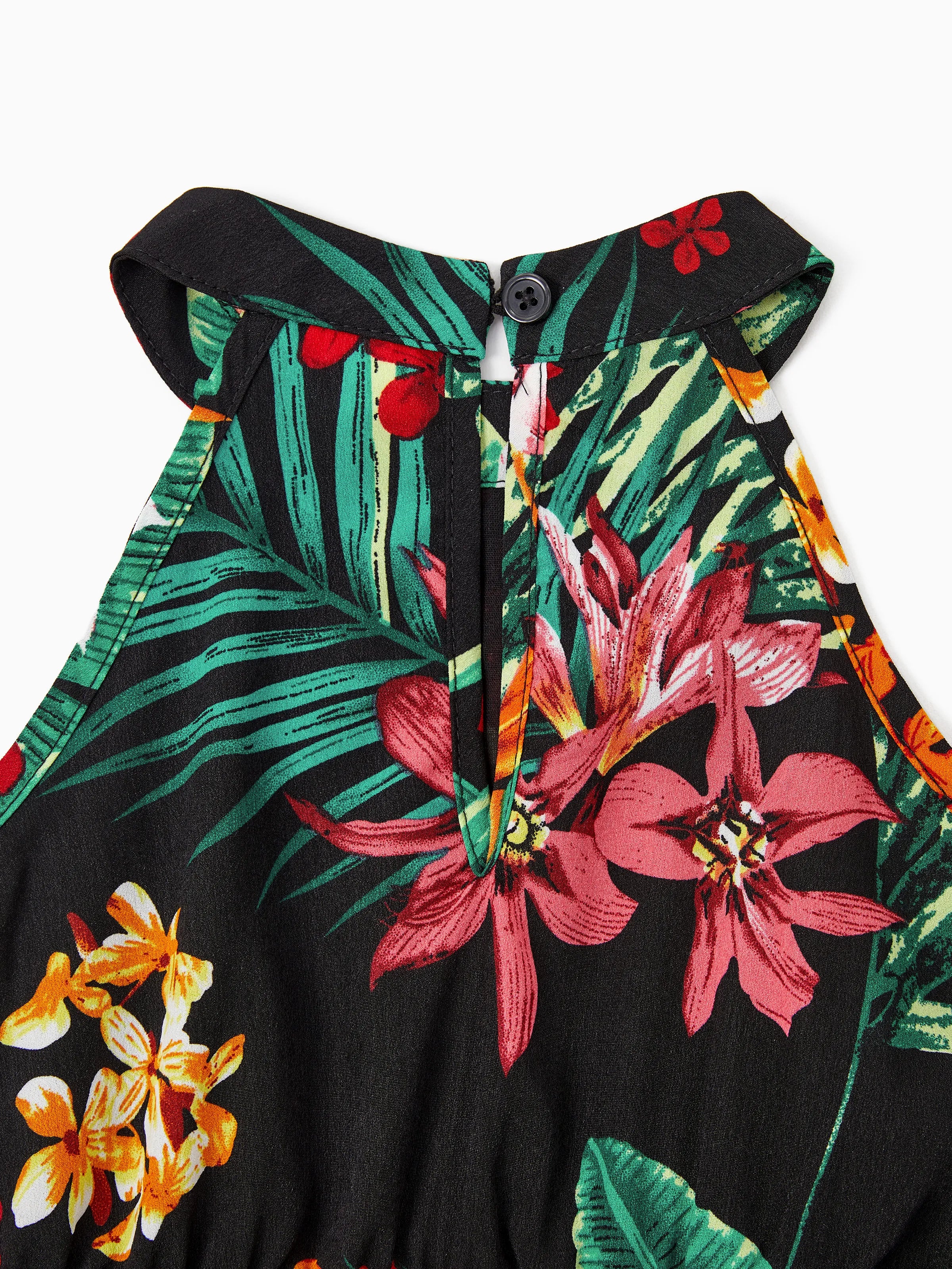 Family Matching Allover Plant Floral Print Halterneck Dresses and Short-sleeve Shirts Sets Black