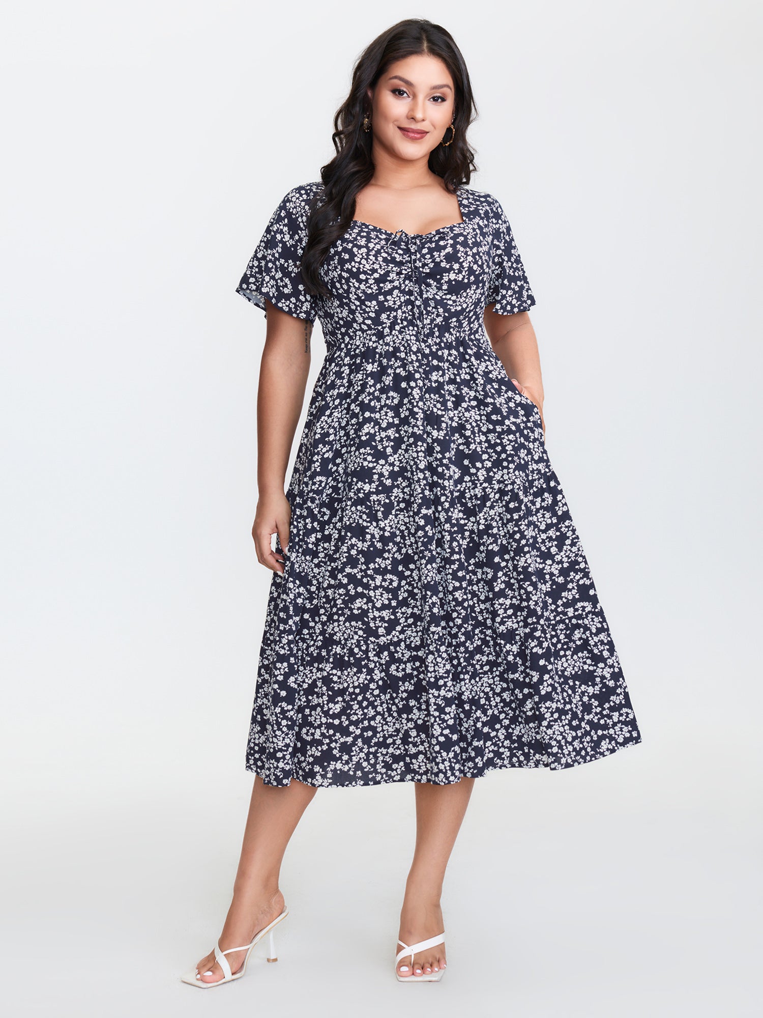 Ditsy Floral Sweetheart Drawstring Pocket Tiered Dress