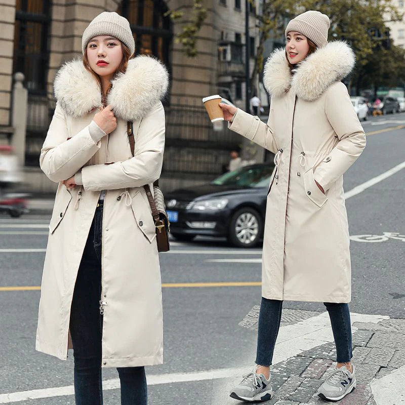 Women's winter parka with hood and fur collar
