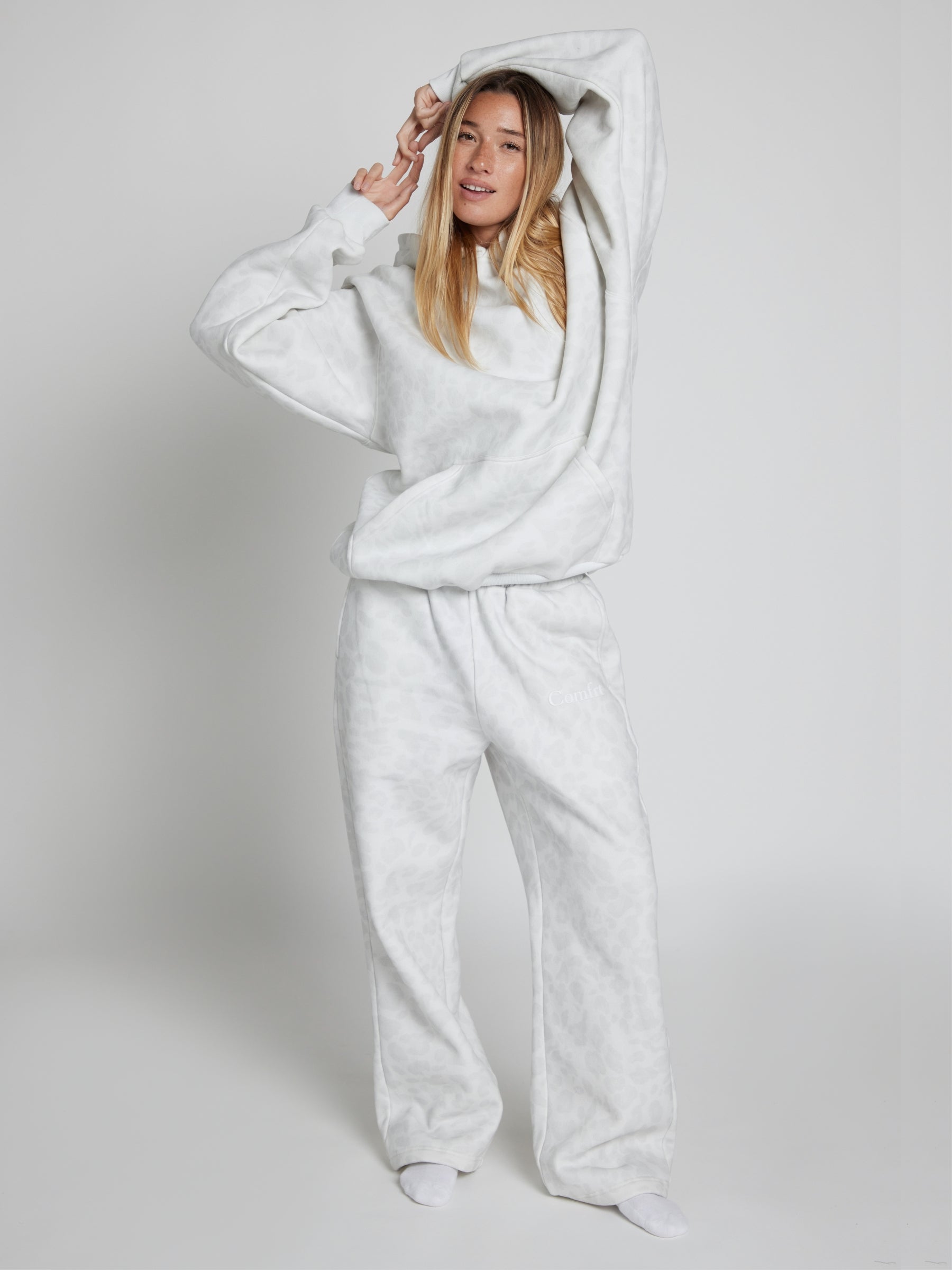 Minimalist Straight Leg Sweatpants