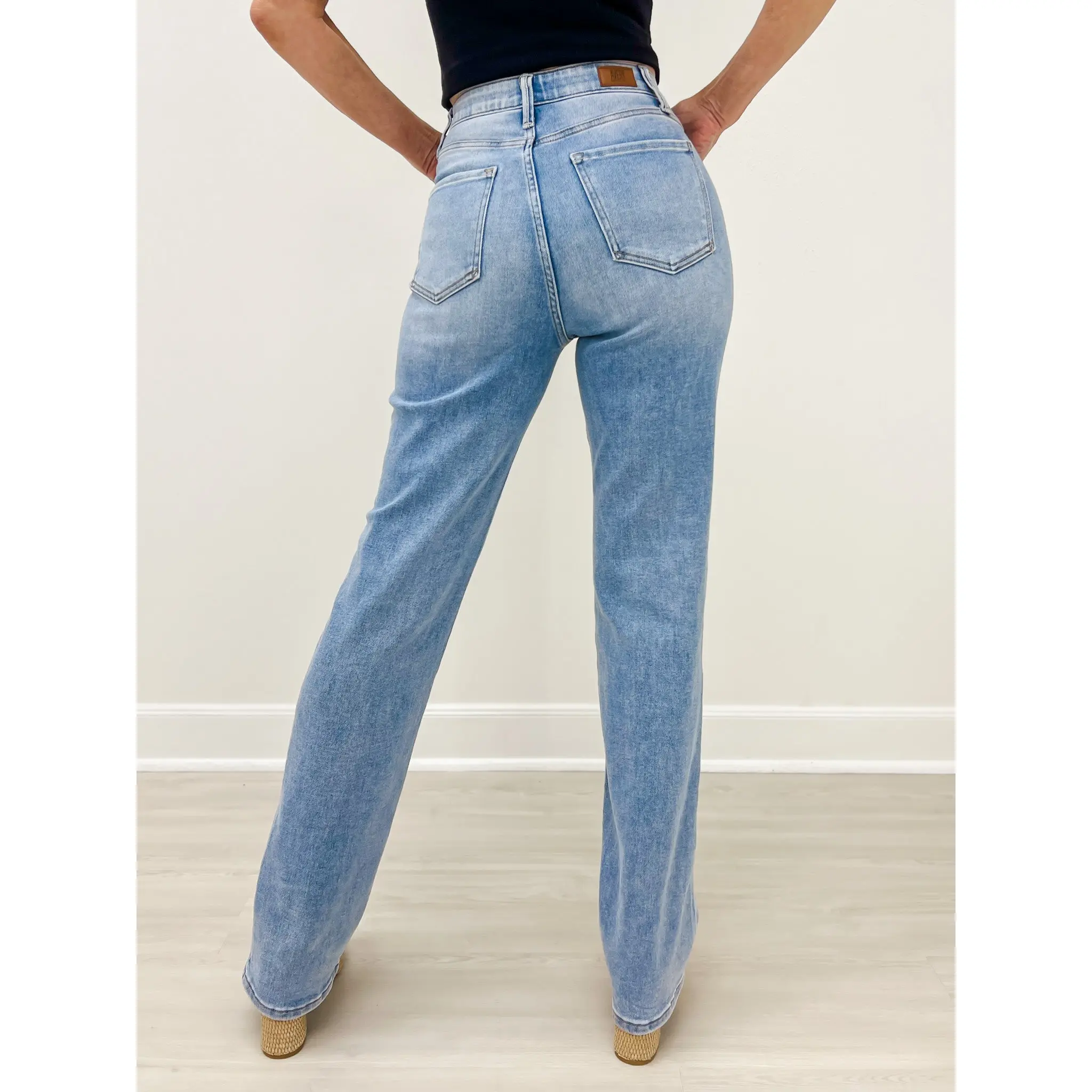 The Classic Straight